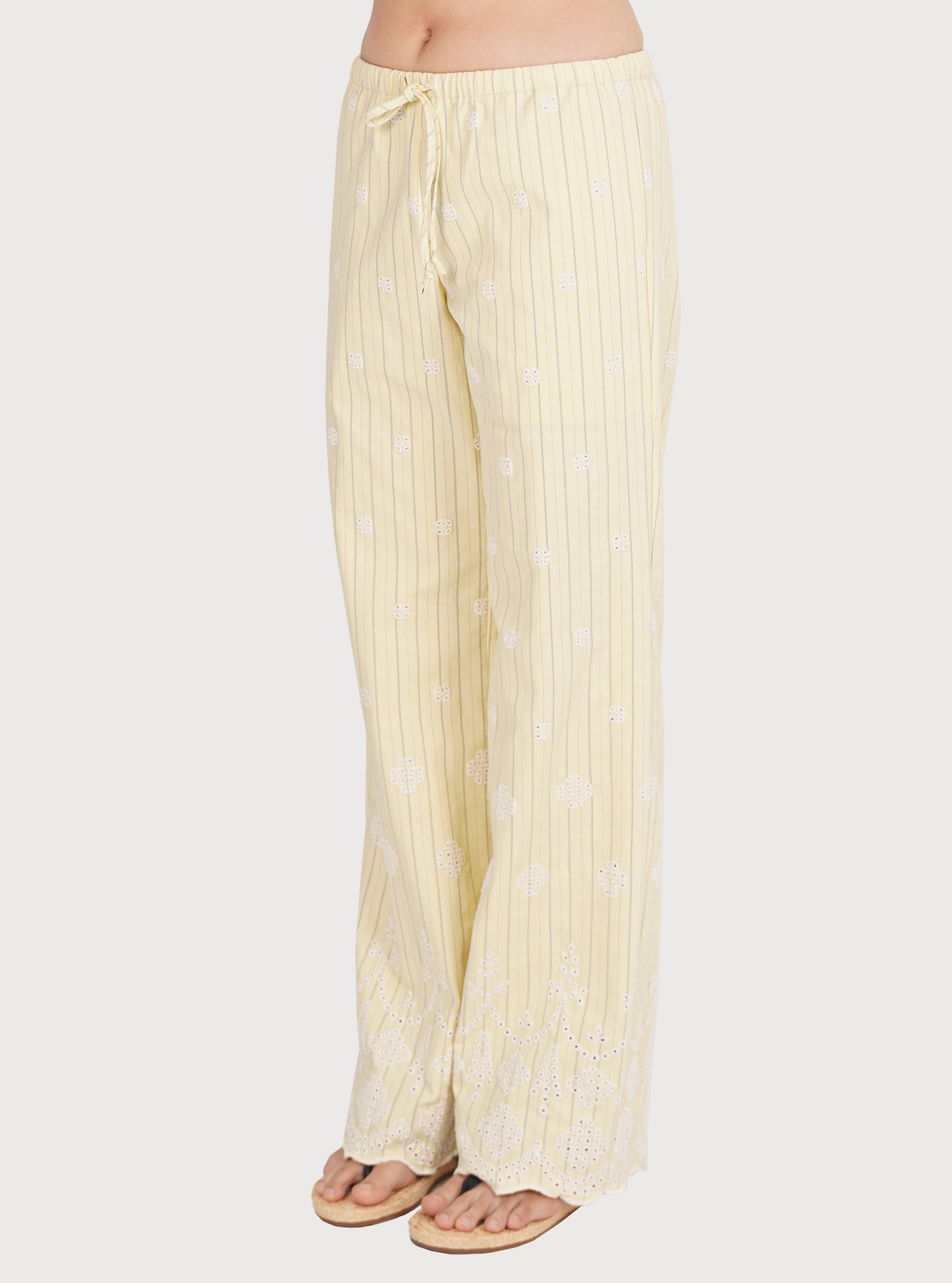 PUNCHING LACE PANTS_BUTTER
