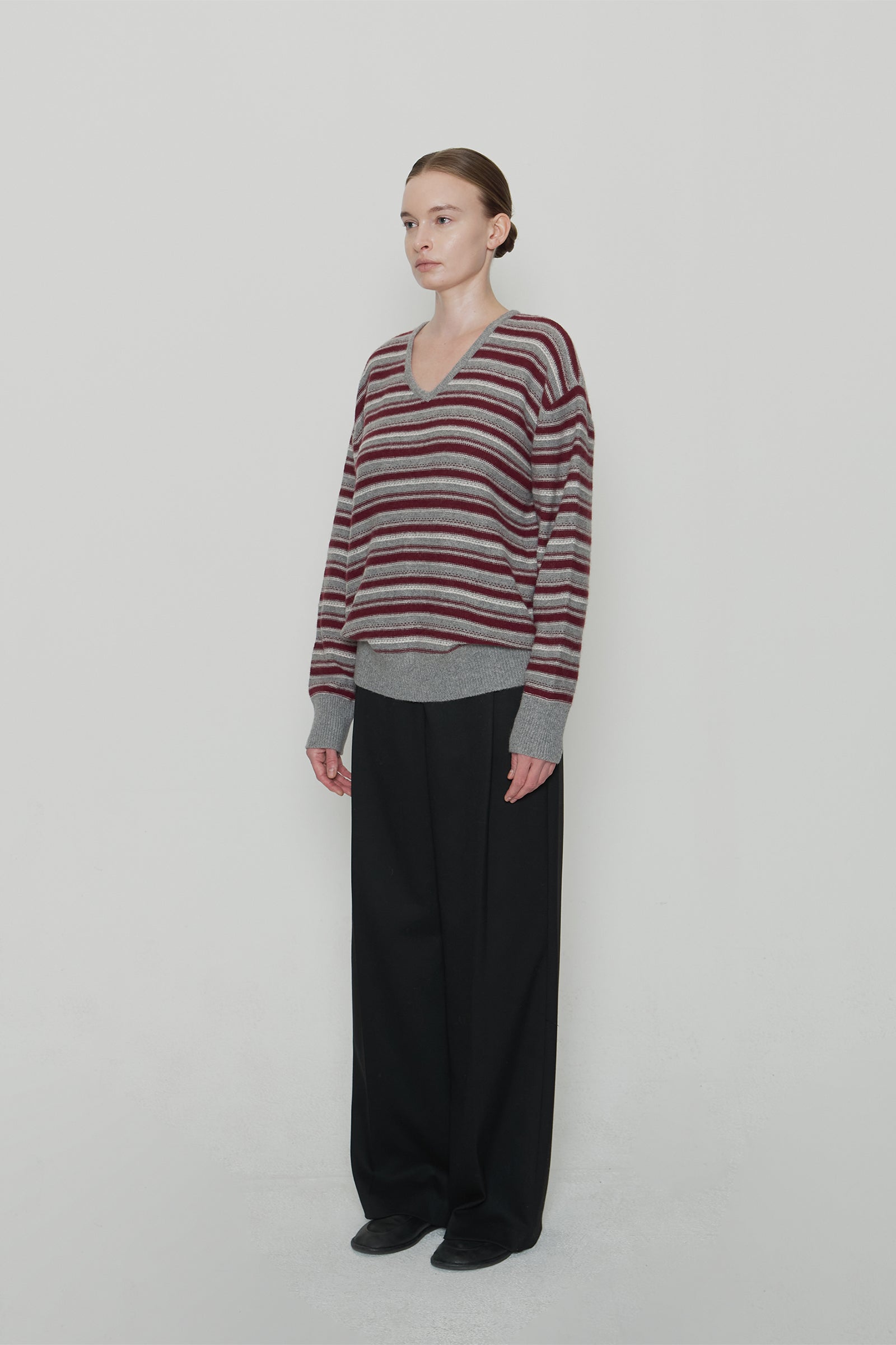 OSCAR STRIPE V-NECK KNIT_WINE