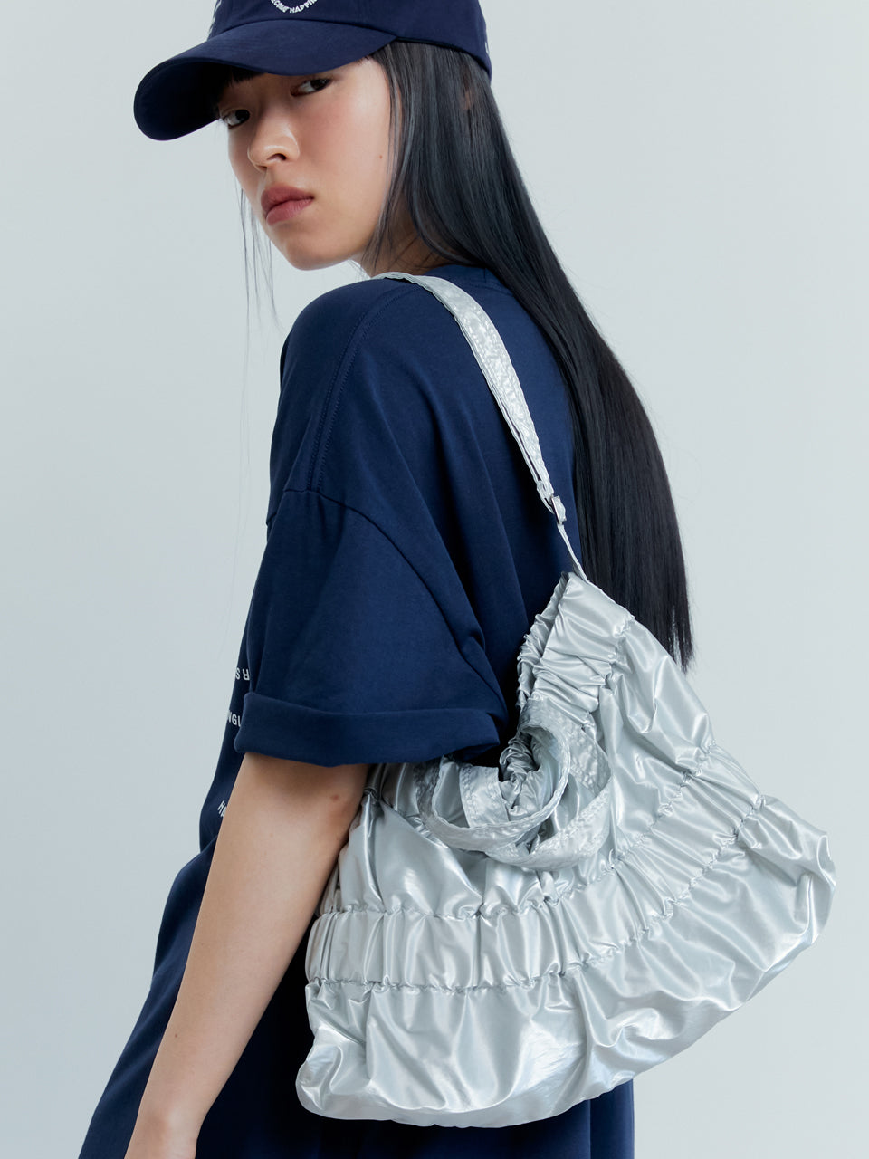 M TIERED CROSS BAG_SILVER