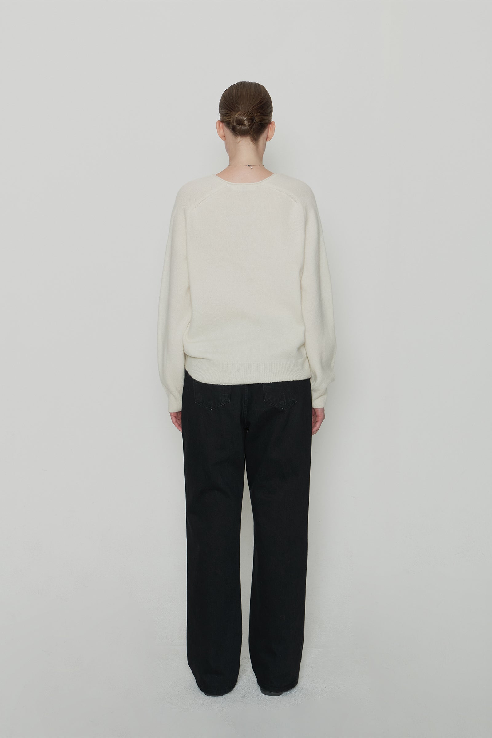 EDIN V-NECK ALPACA KNIT_IVORY