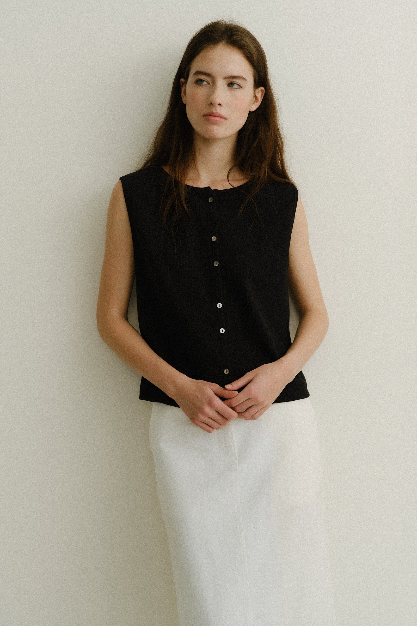 ODETTE SLEEVELESS_BLACK