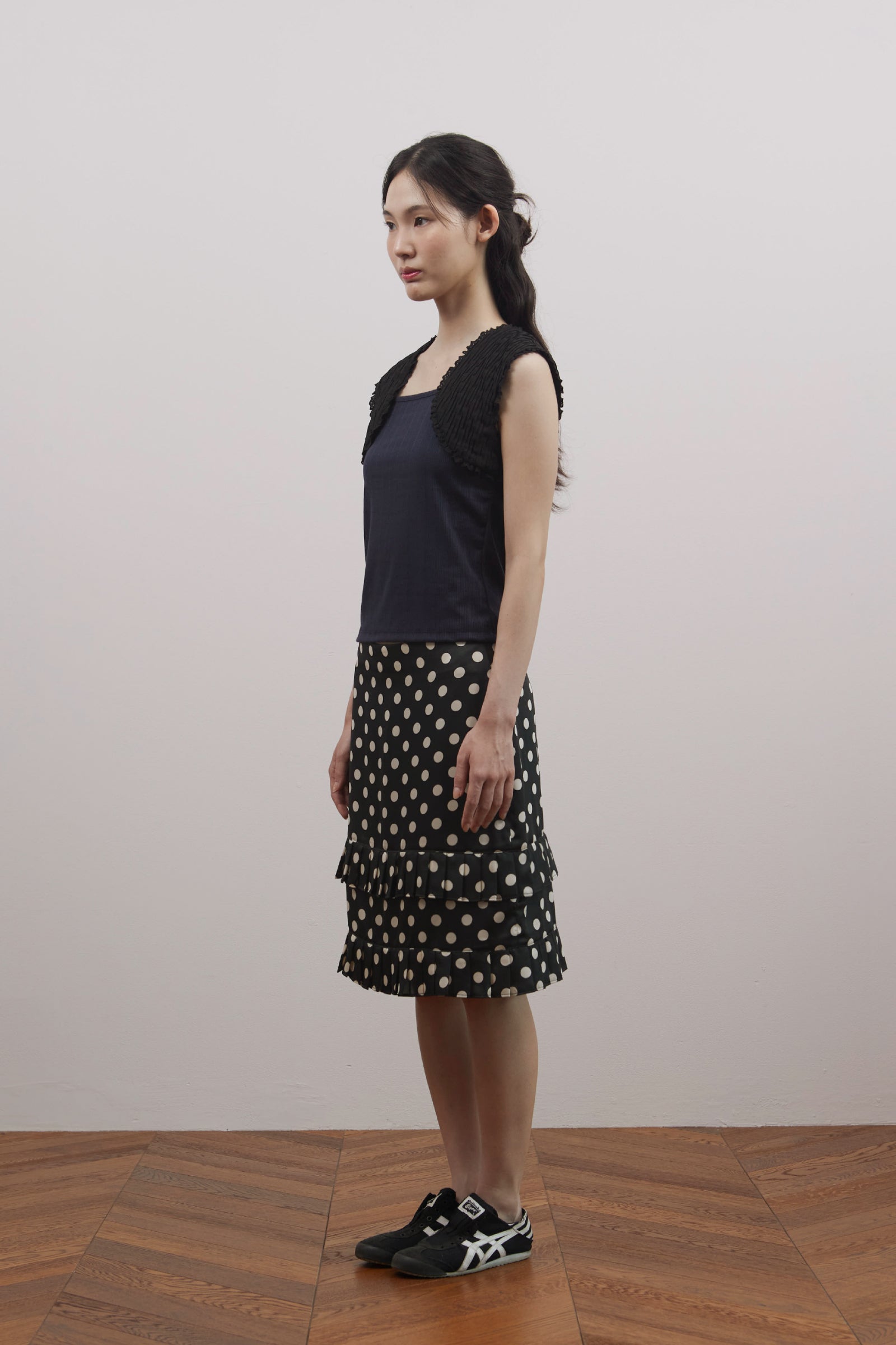 VEST LAYERED SLEEVELESS_BLACK