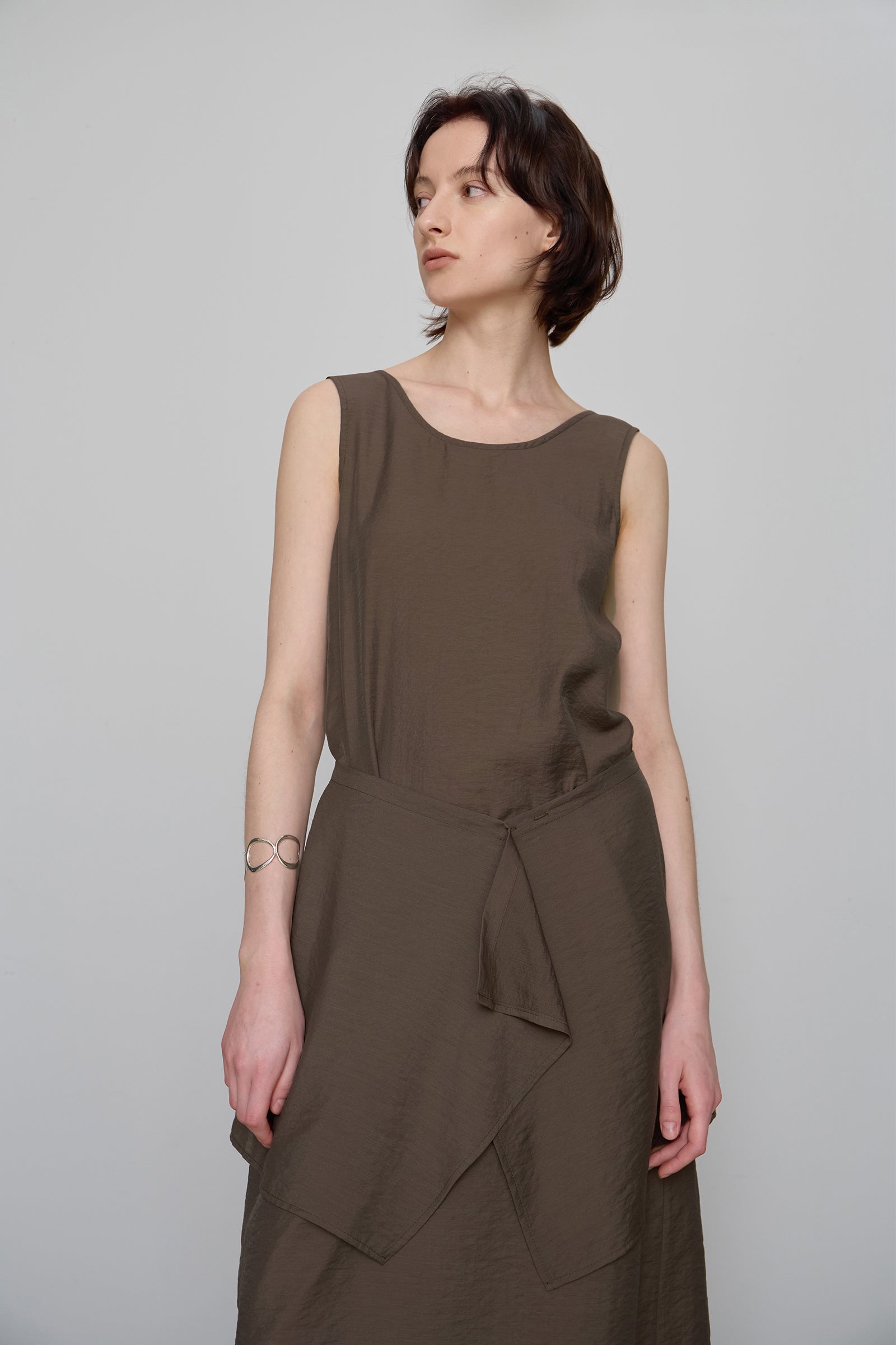 SHEER SLEEVELESS DRESS_BROWN