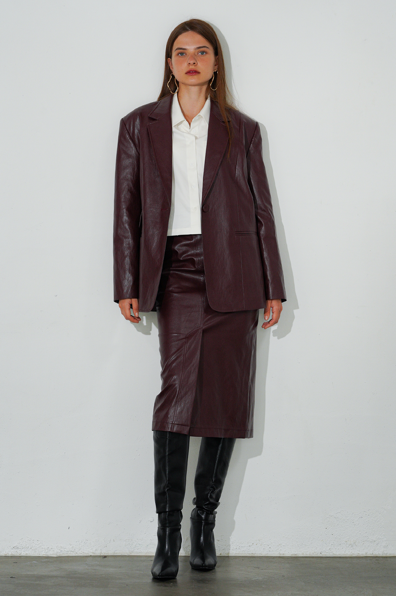 JUPE TAILLE HAUTE EN SIMILI CUIR_MARRON ROUGE