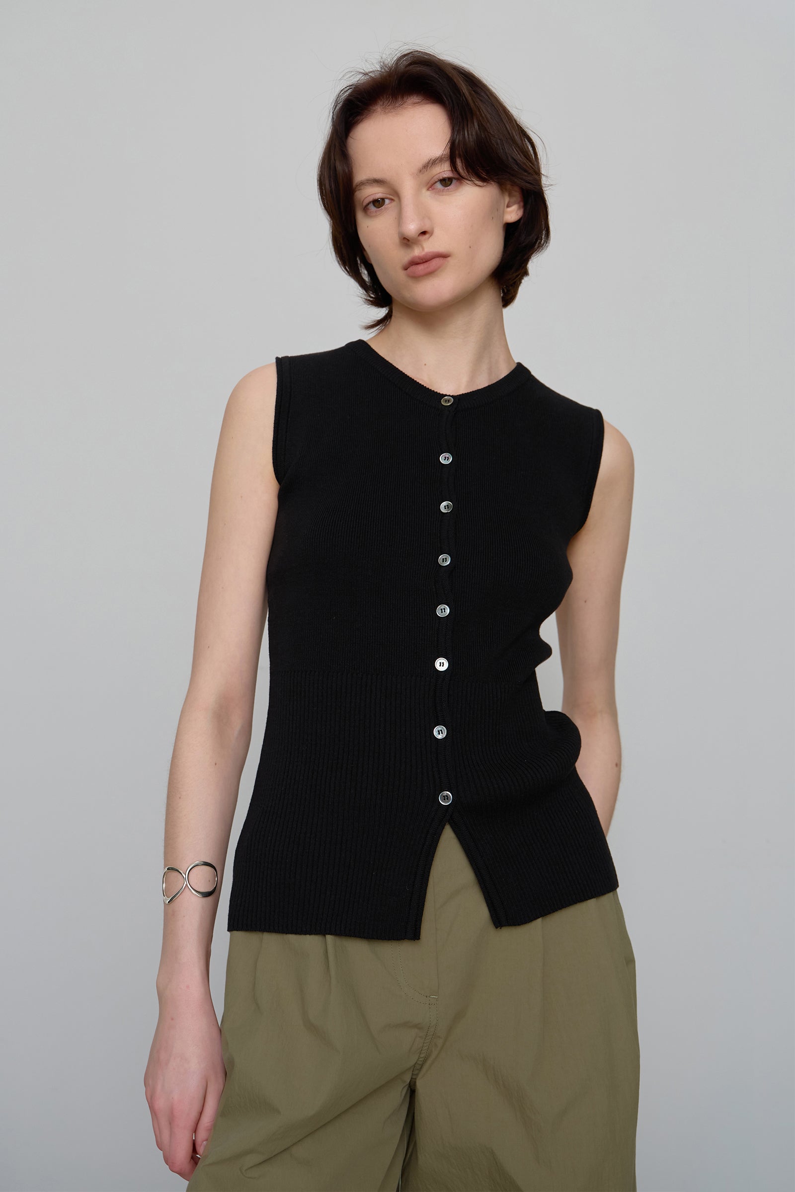 COTTON LINE KNIT VEST_BLACK