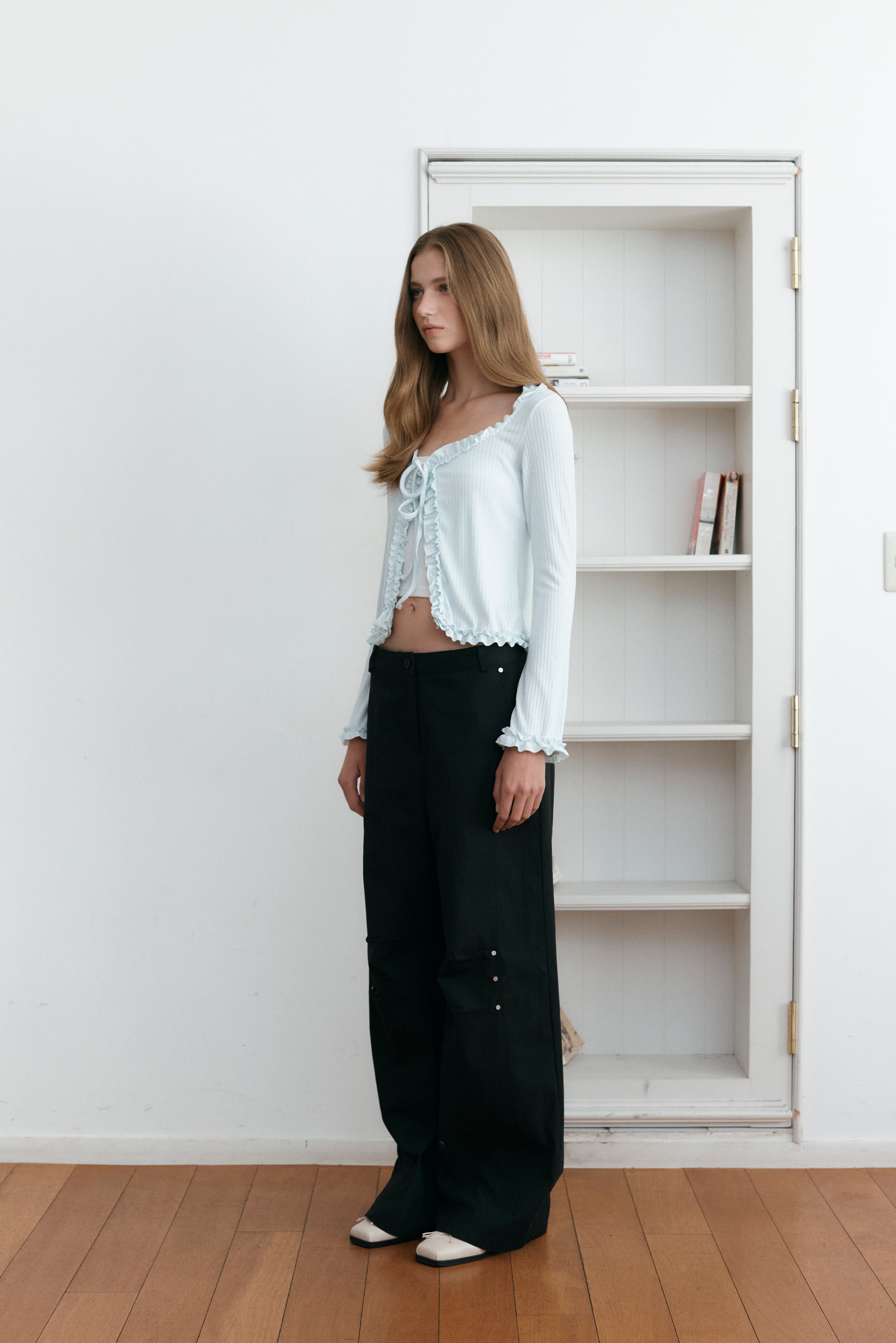 ATYPICAL RIVET PANTS_BLACK