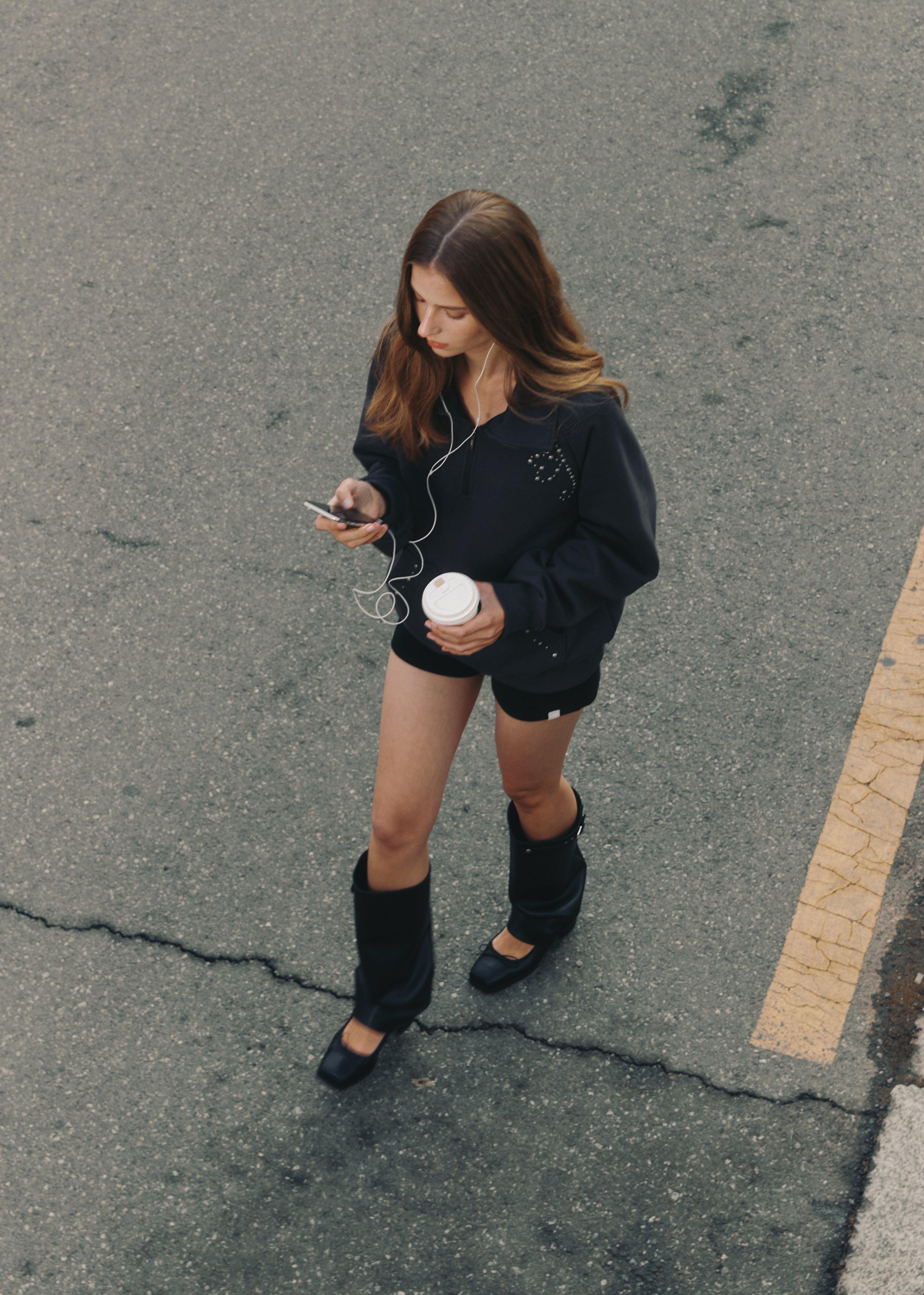 HEART STUD HALF ZIP-UP_CHARCOAL