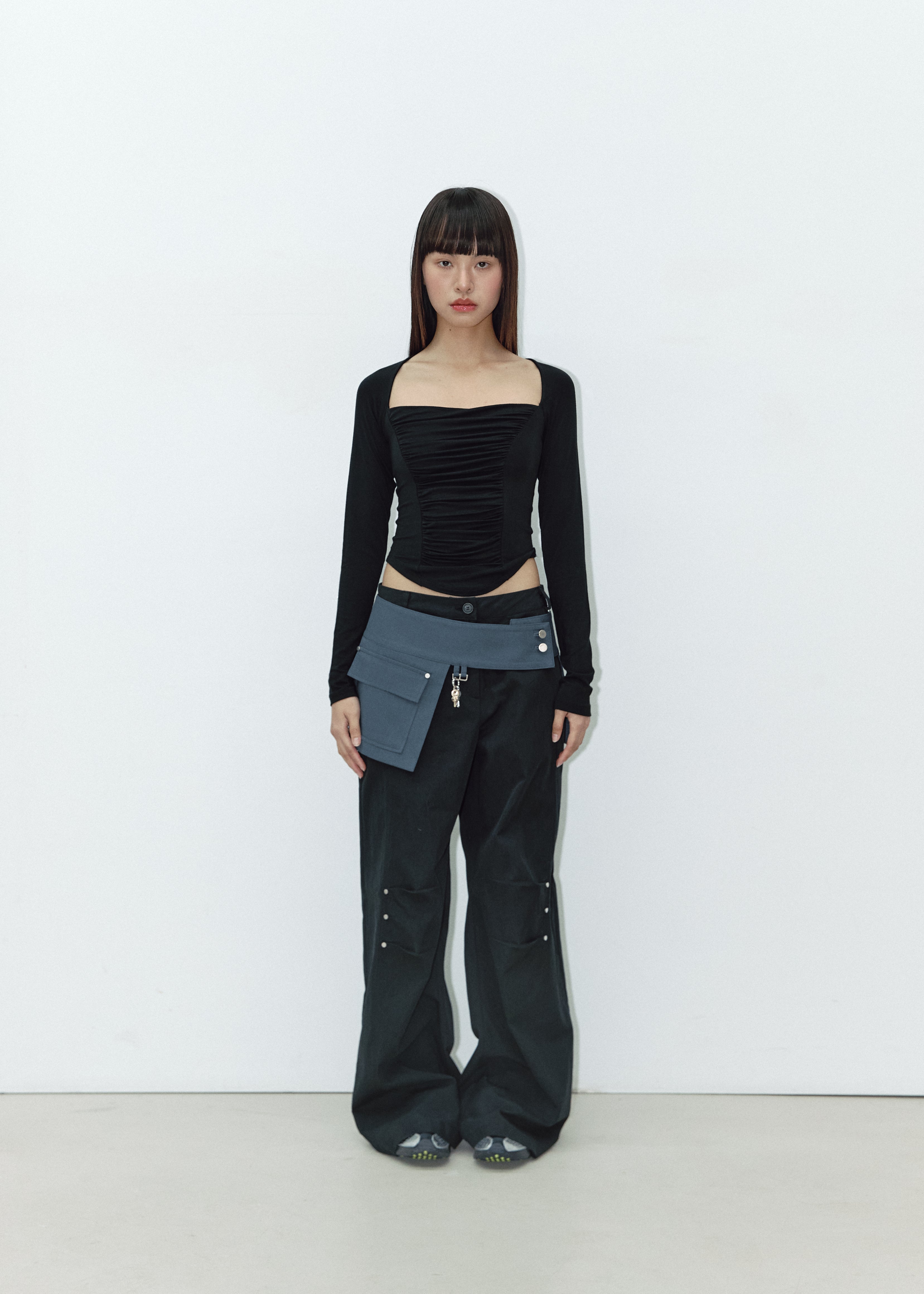 SQUARE POCKET BELT BAG_CHARCOAL