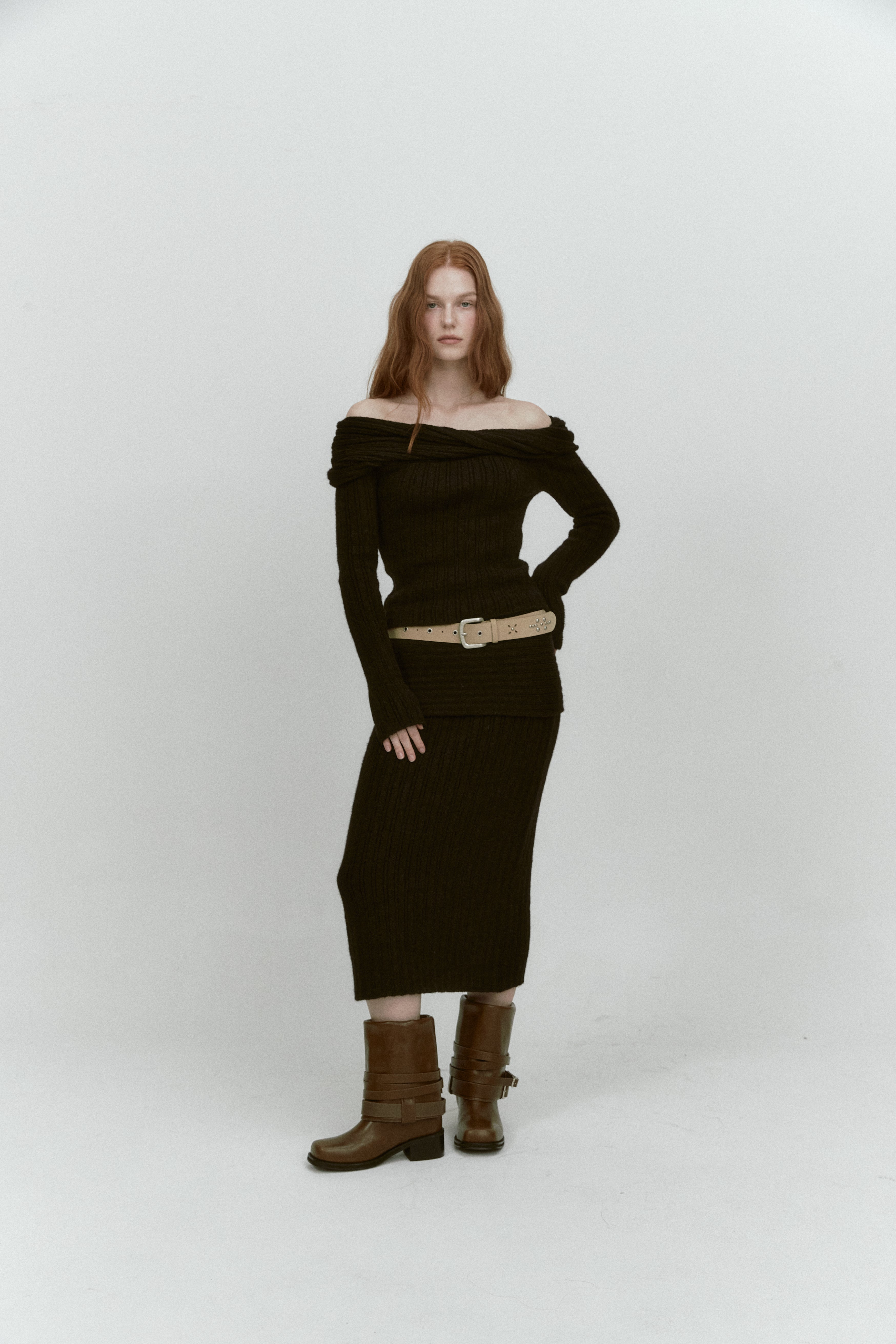 REVERSE FOLD KNIT SKIRT_BLACK