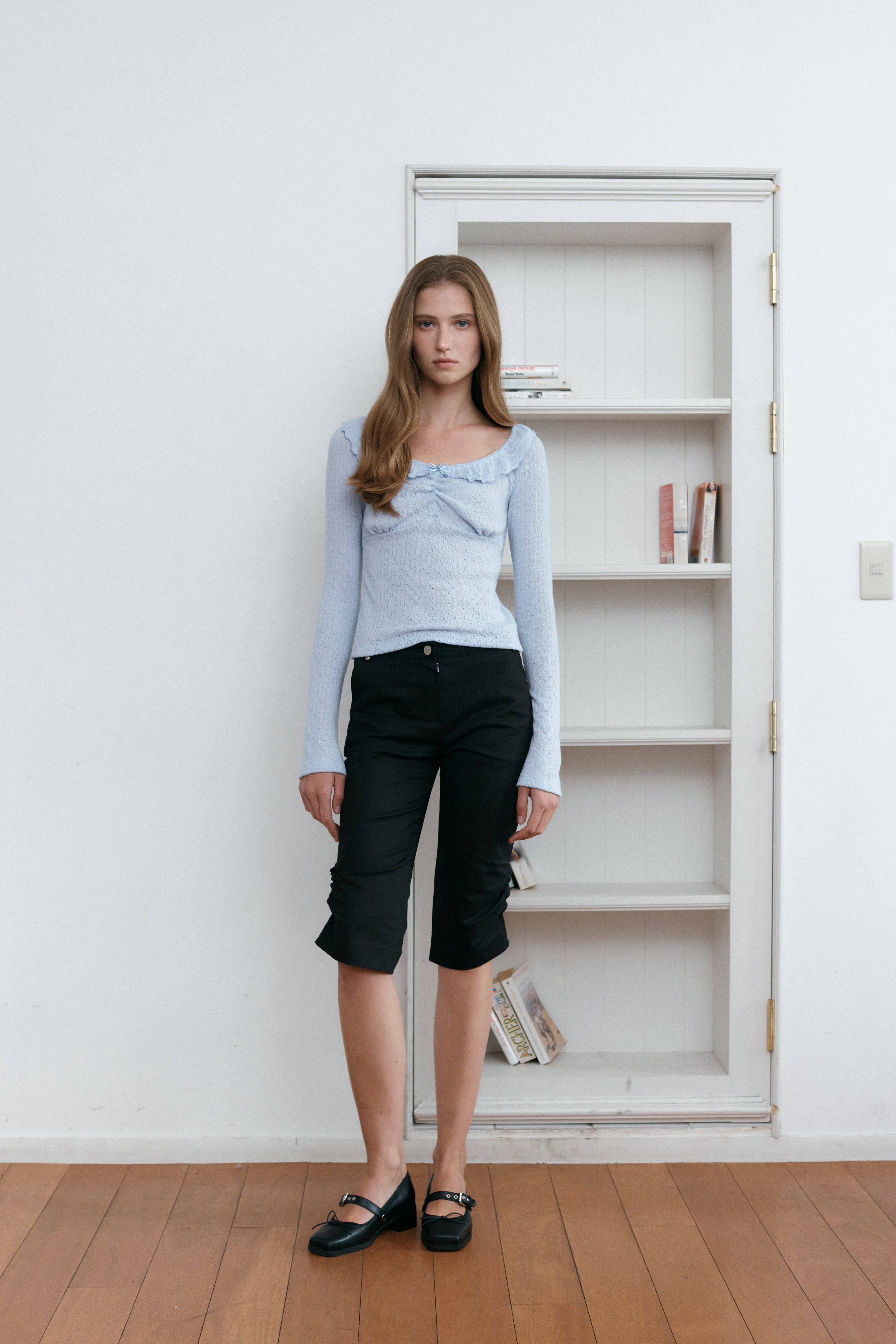 DEEP ROUND FRILL T_SKY BLUE