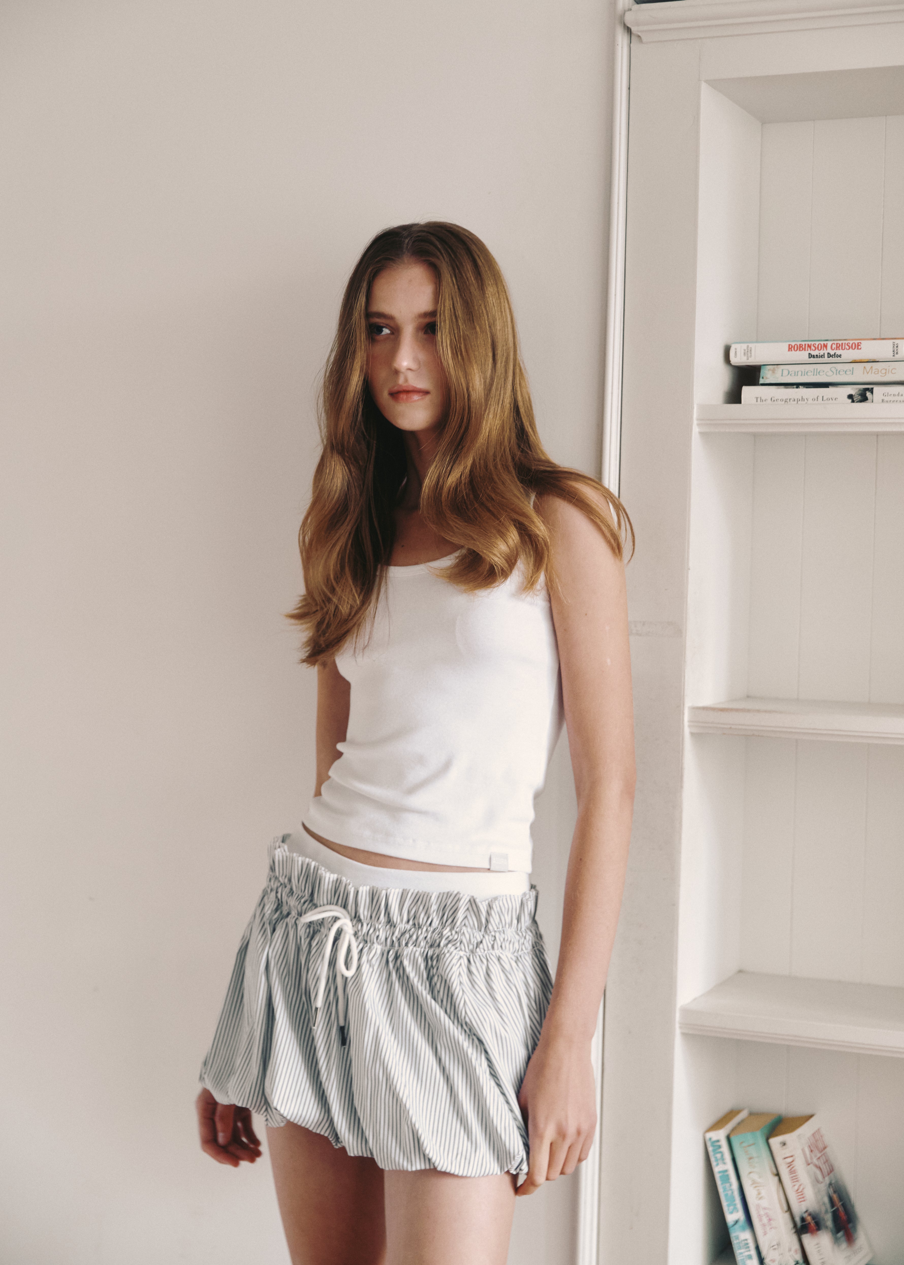 LAYERED STRING BALLOON SKIRT_BLACK STRIPE