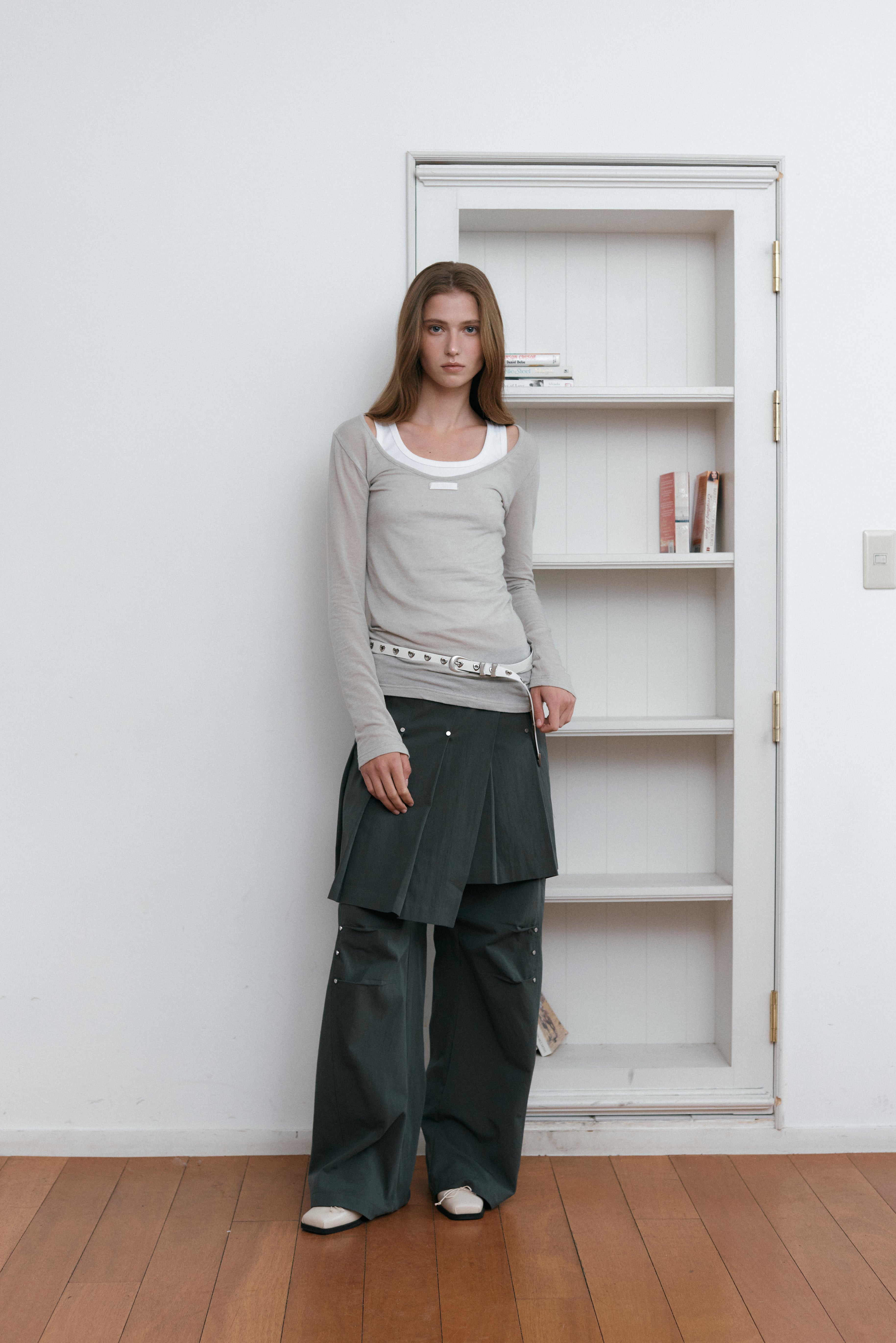 ATYPICAL RIVET PANTS_CHARCOAL