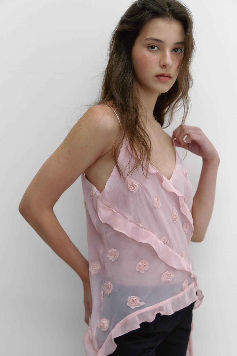 CHEMISIER À VOLANTS EN CHIFFON FLEURI_ROSE