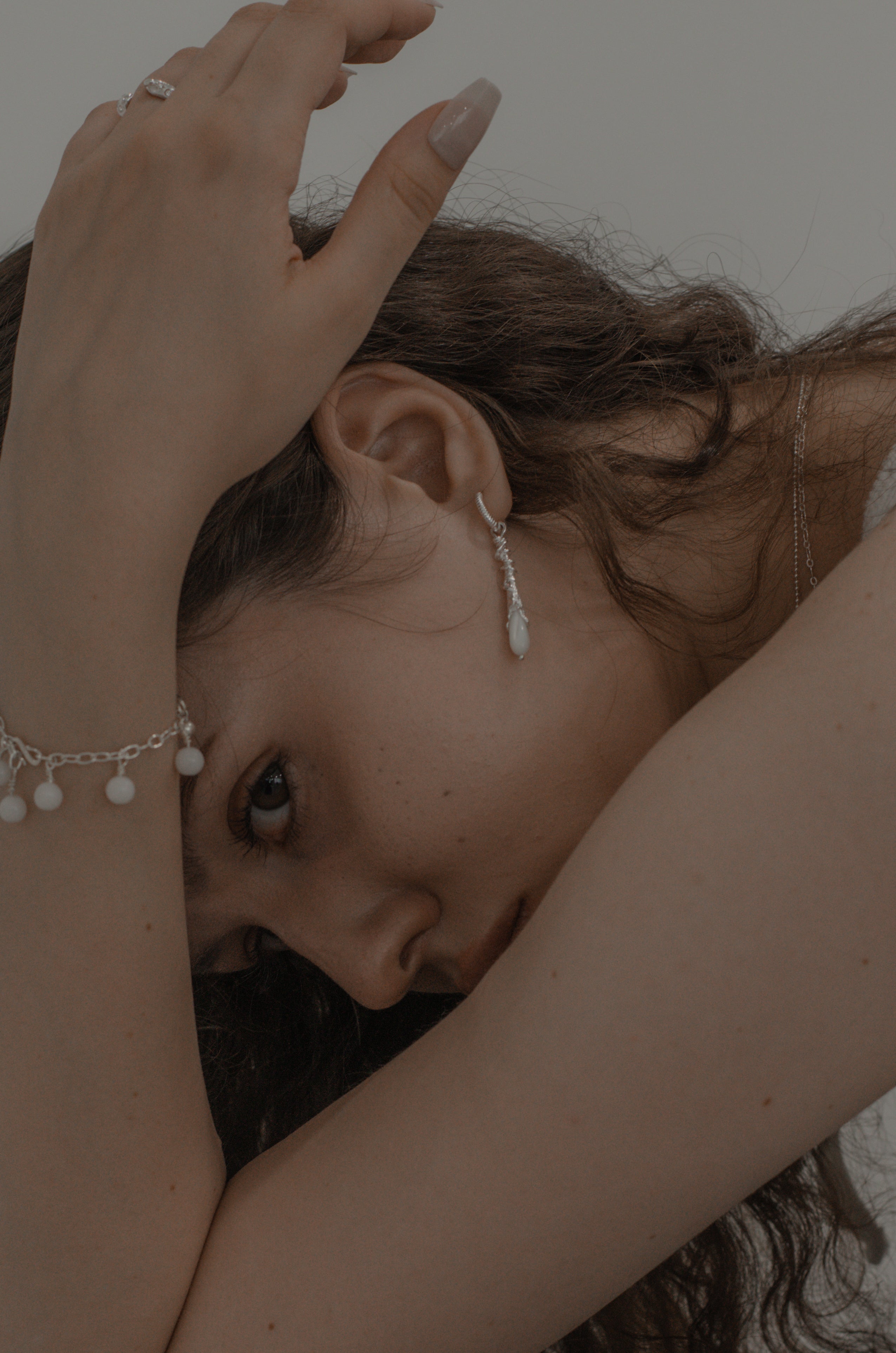 BOUCLES D'OREILLES PENDANTES GOUTTE_ARGENT