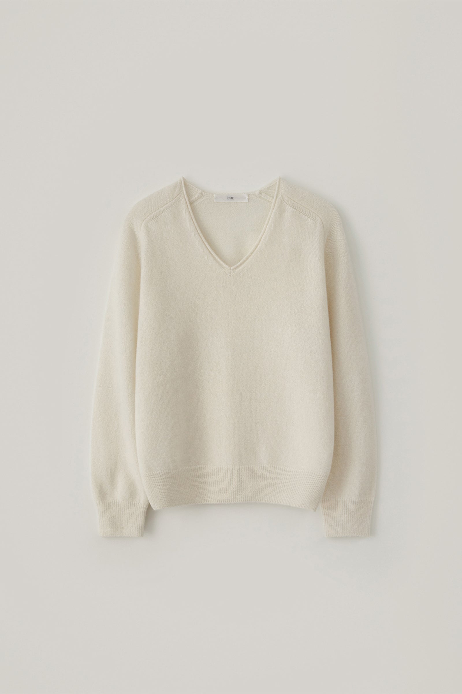 EDIN V-NECK ALPACA KNIT_IVORY