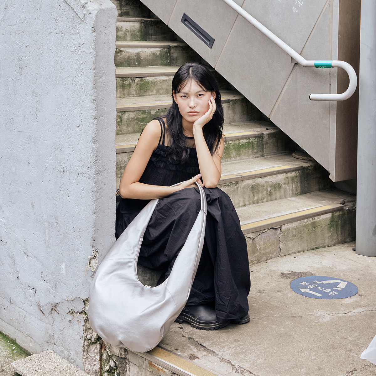 SAC HOBO MANDU_ARGENT
