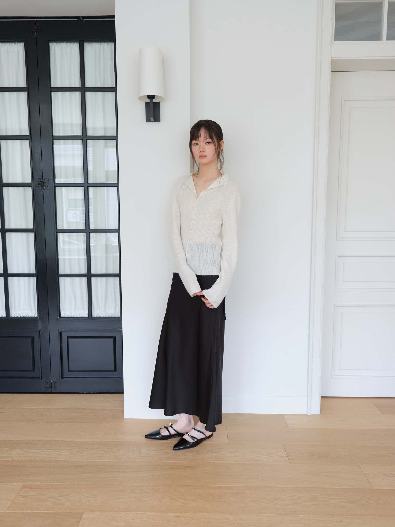 PLEATED BUTTON CARDIGAN_IVORY