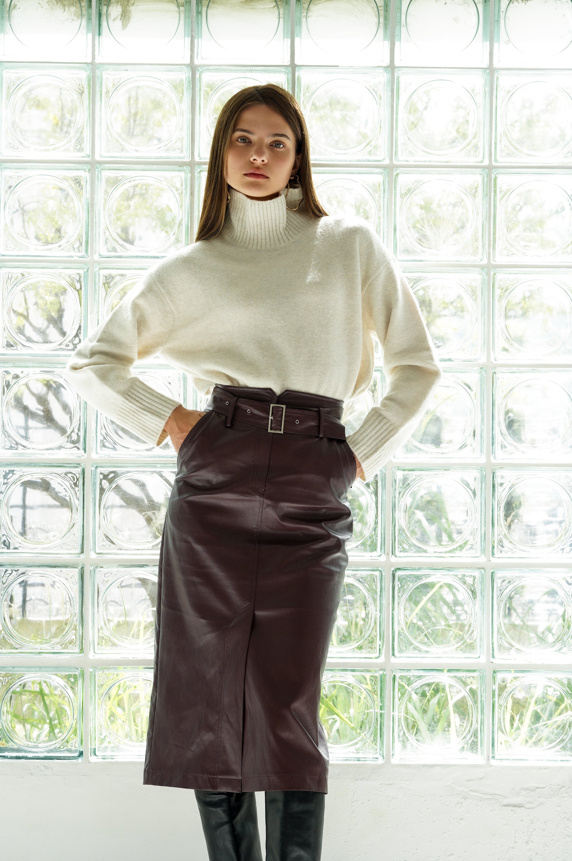 JUPE TAILLE HAUTE EN SIMILI CUIR_MARRON ROUGE