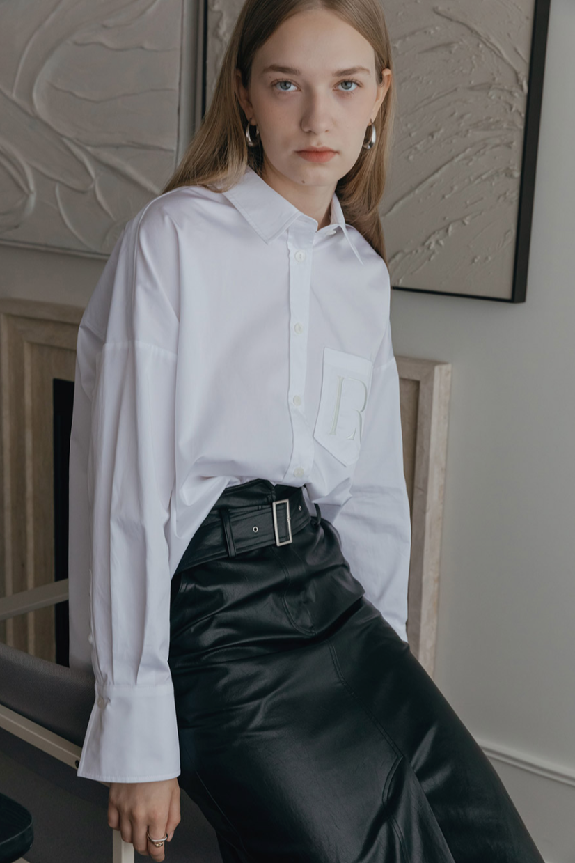 25SS CLASSIC R LOGO POCKET SHIRT_WHITE