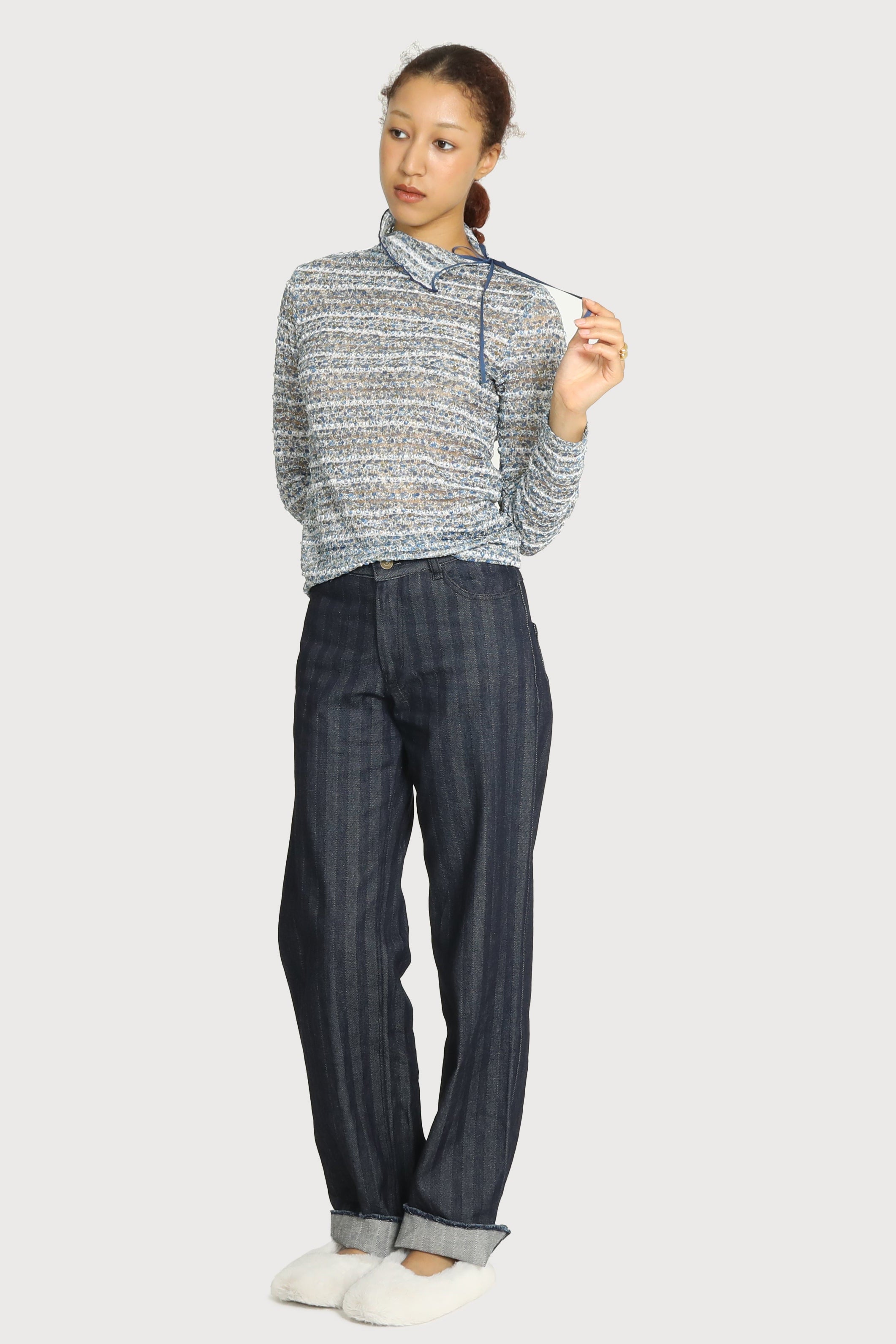 SLIT NECK COLLAR LACED TOP_BLUE