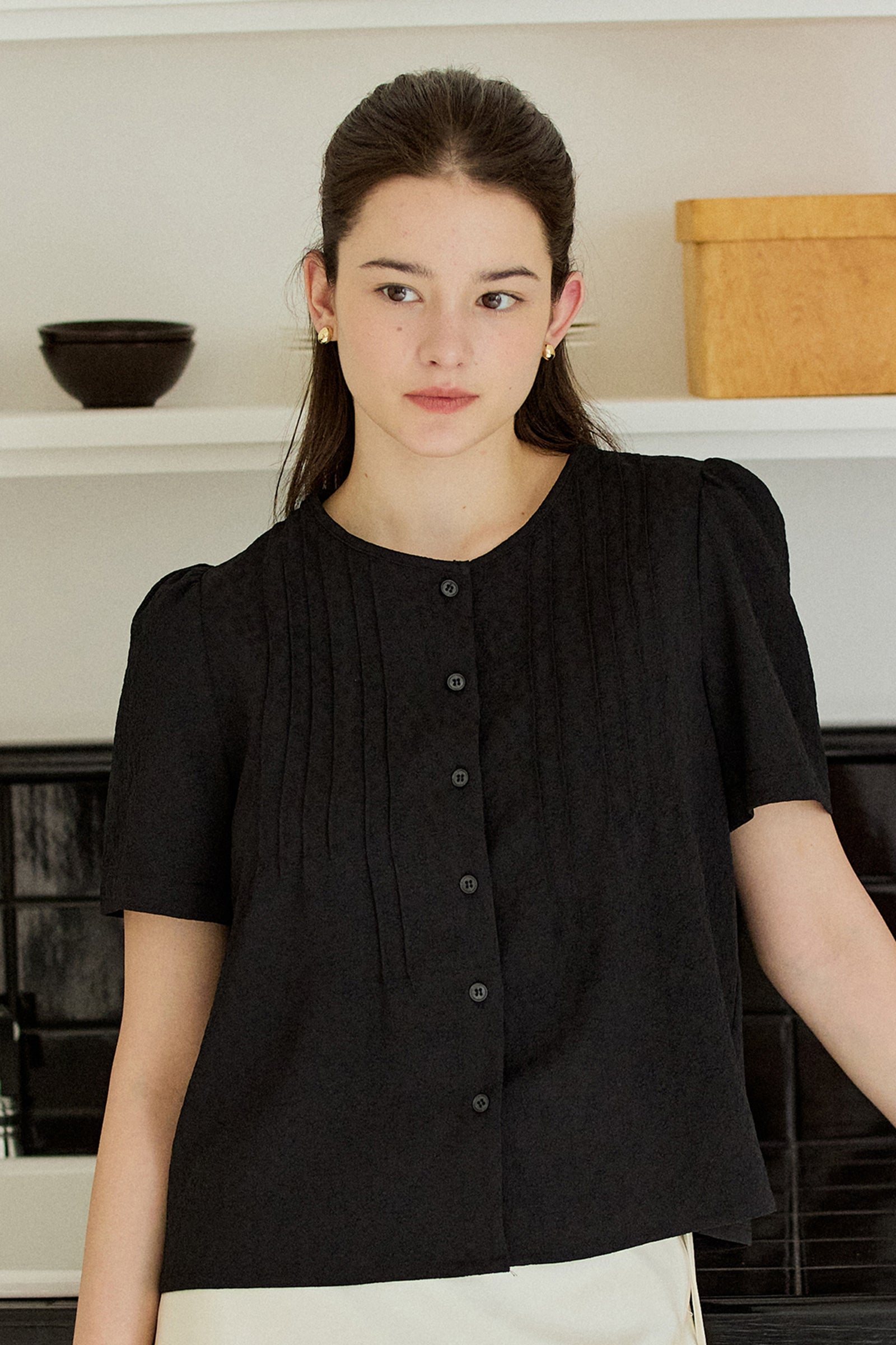 TUCKED FLOWER SHIRT_BLACK