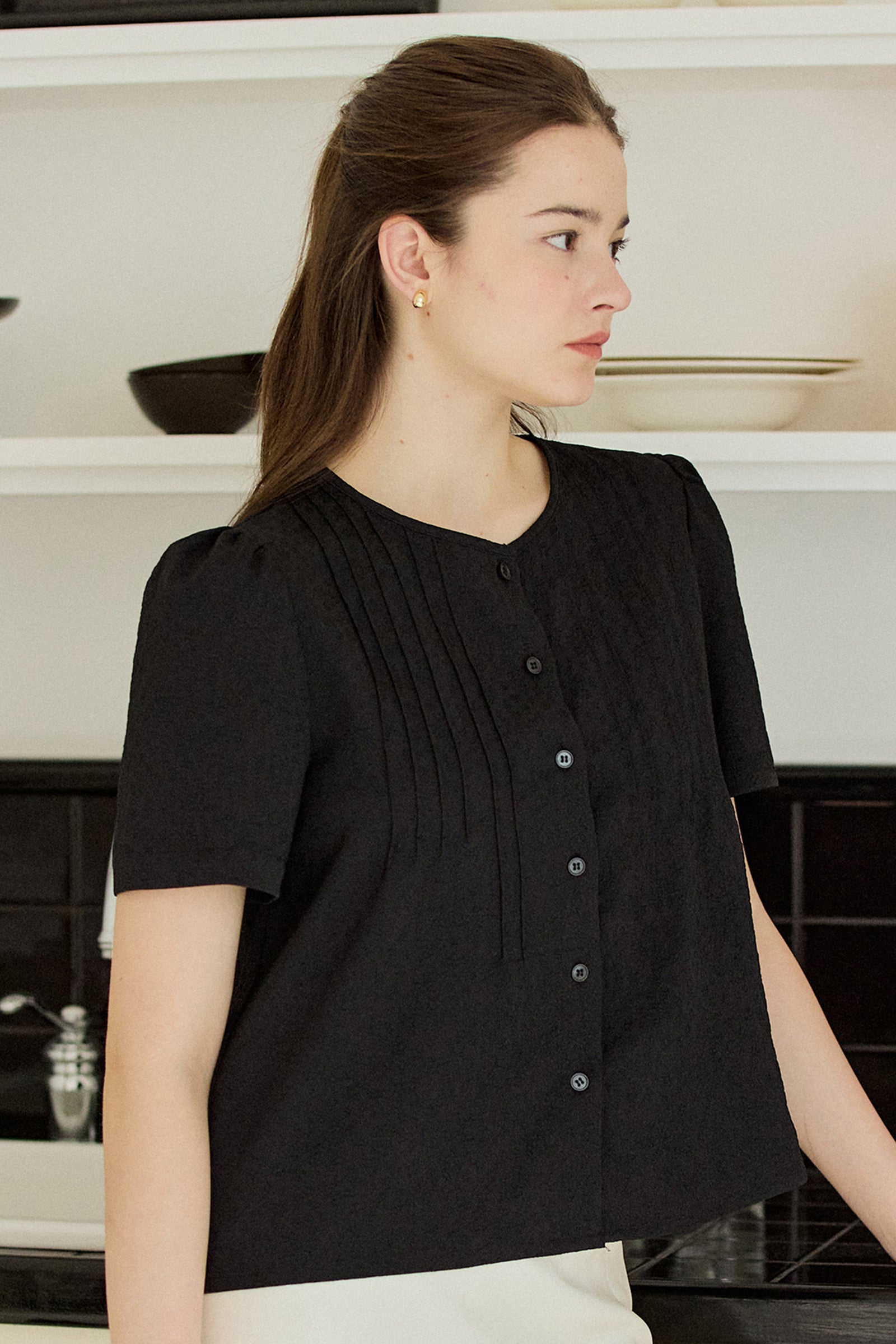 TUCKED FLOWER SHIRT_BLACK