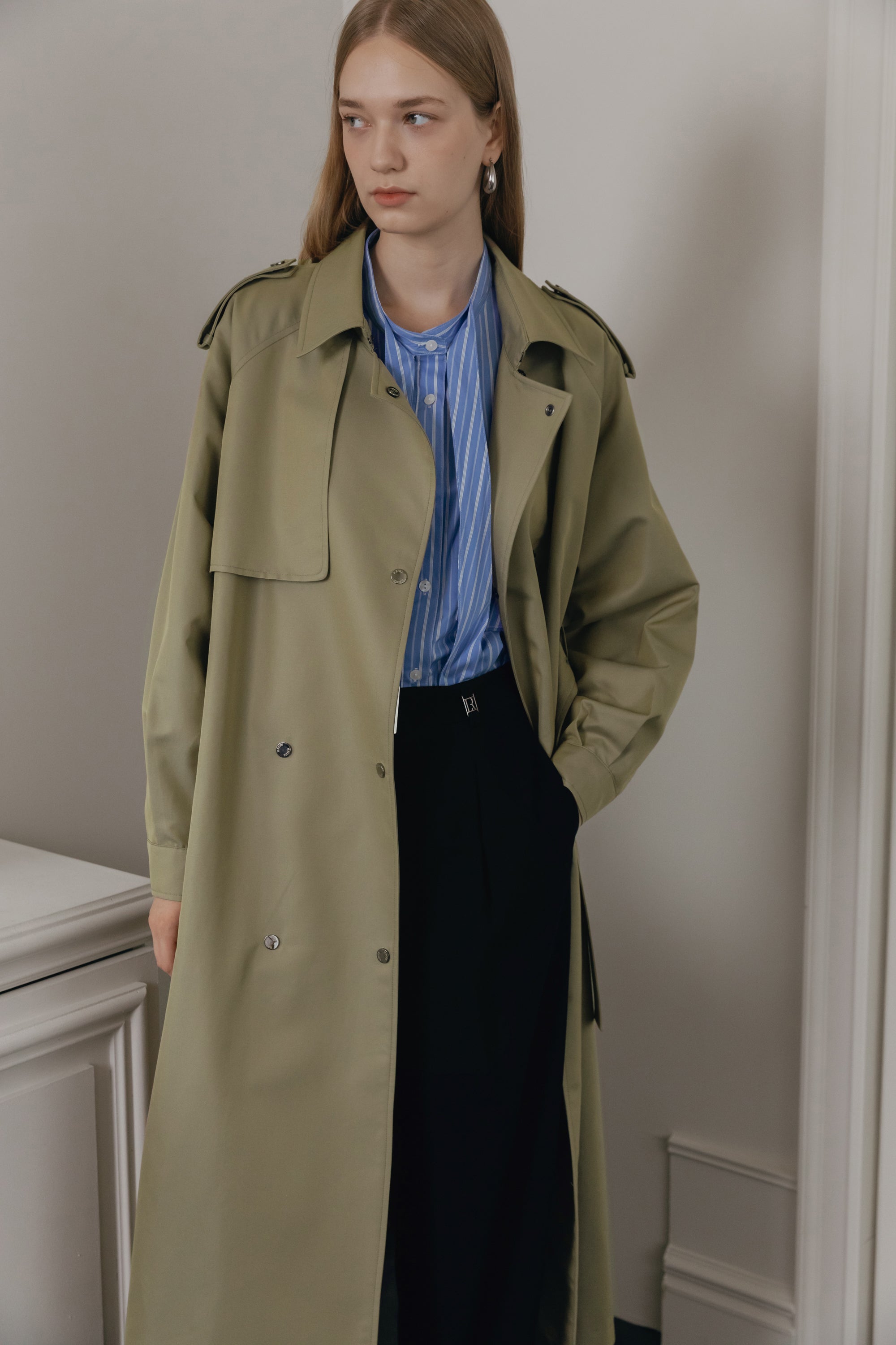 MANTEAU TRENCH À BOUTONS PRESSION (CLASSIQUE)_KAKI