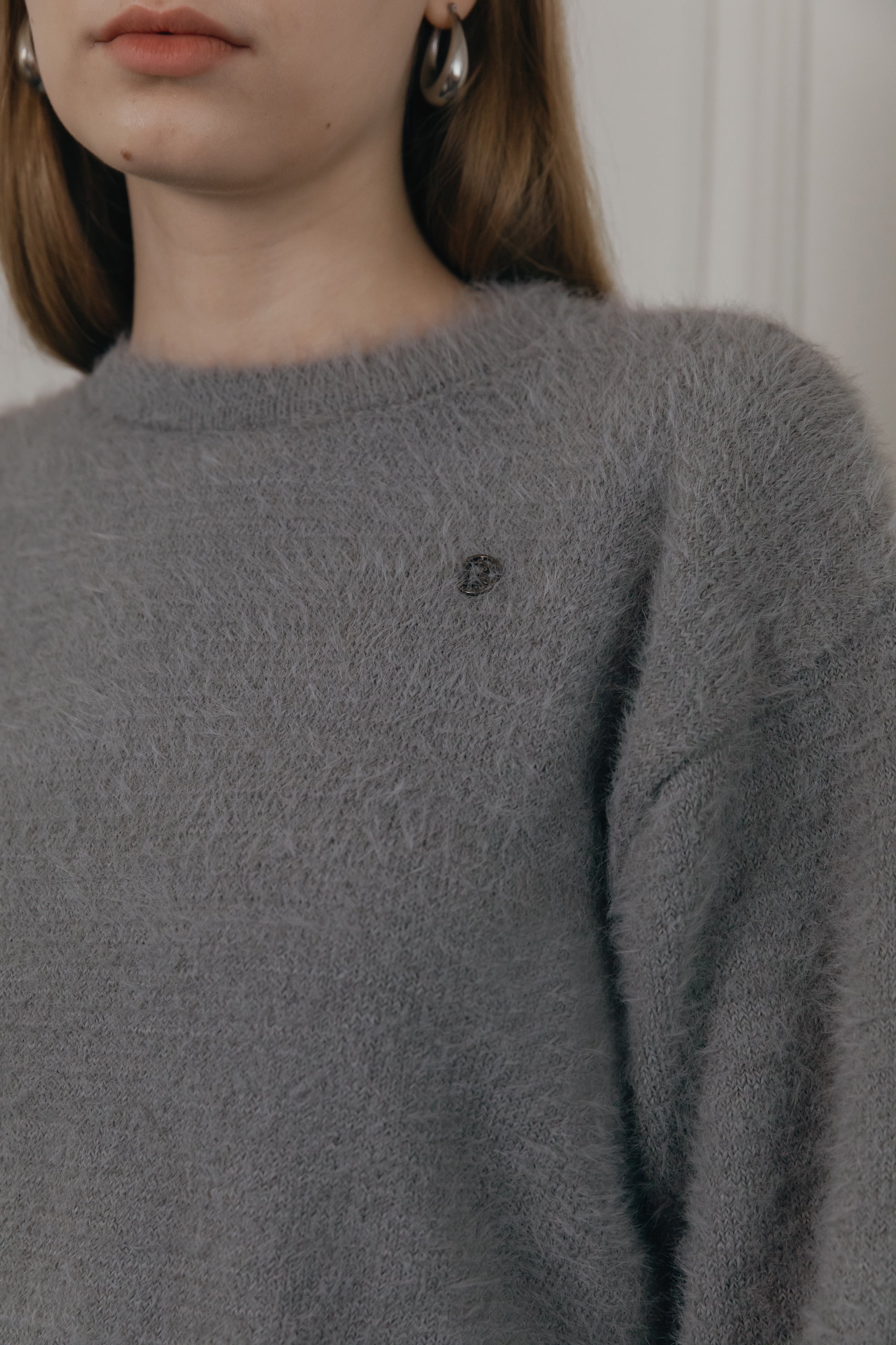 PULL DOUX À POILS LONGS_GRIS