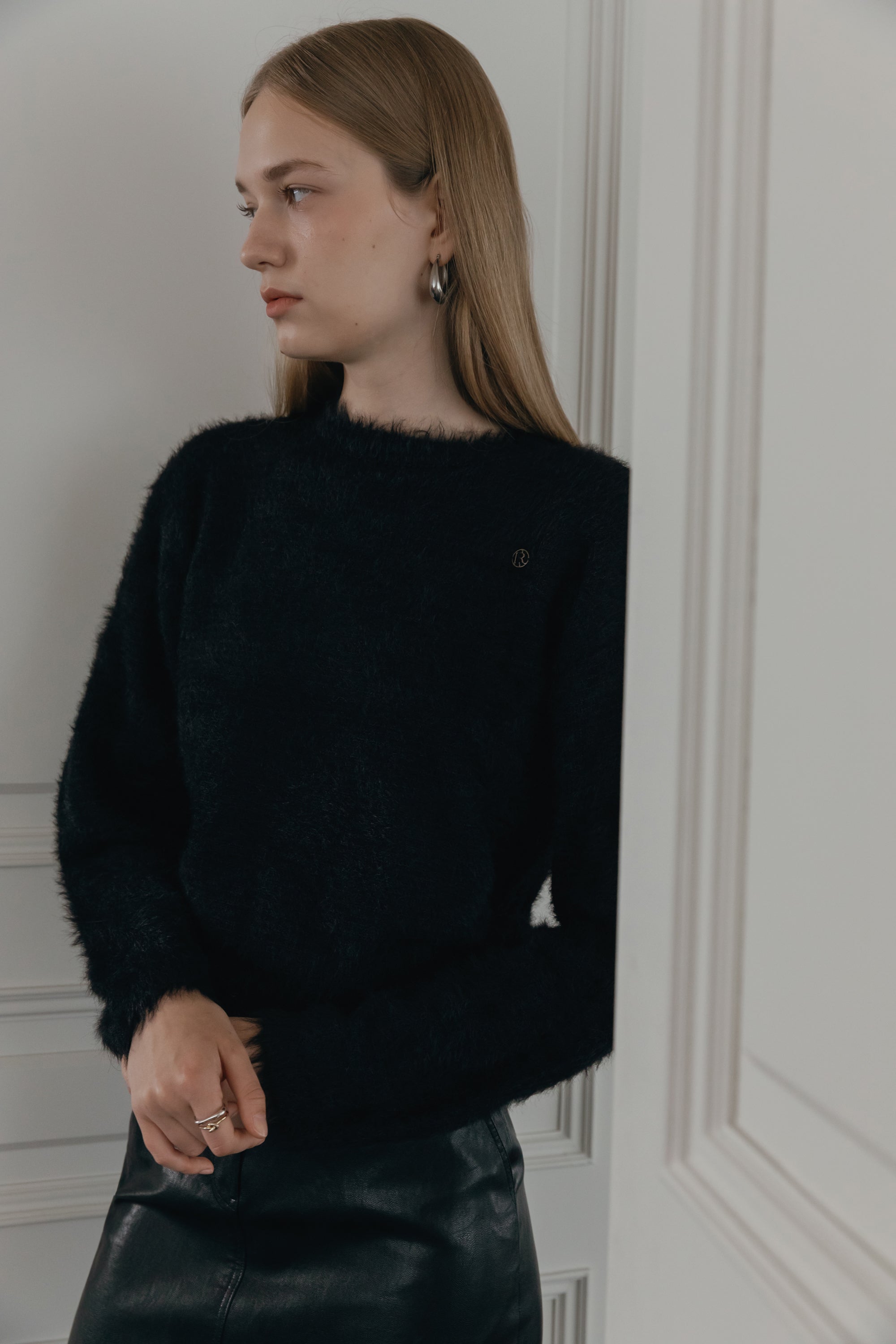 PULL DOUX À POILS LONGS_NOIR