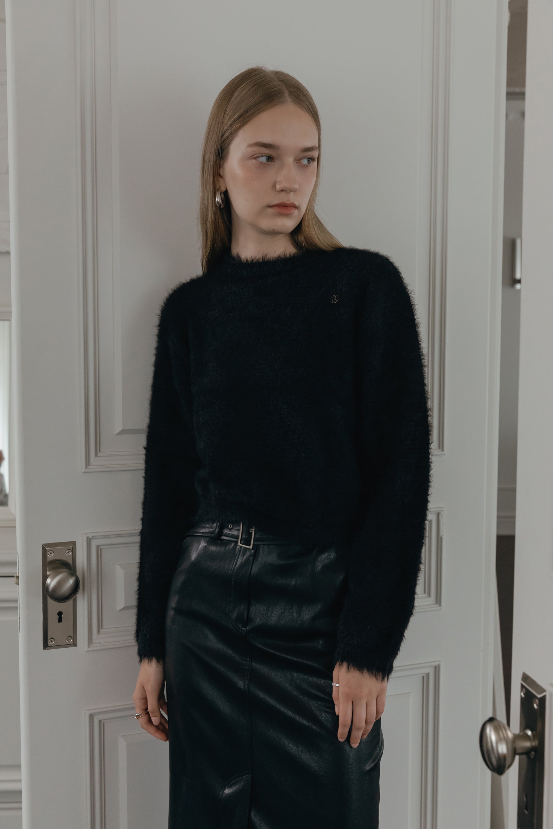 PULL DOUX À POILS LONGS_NOIR