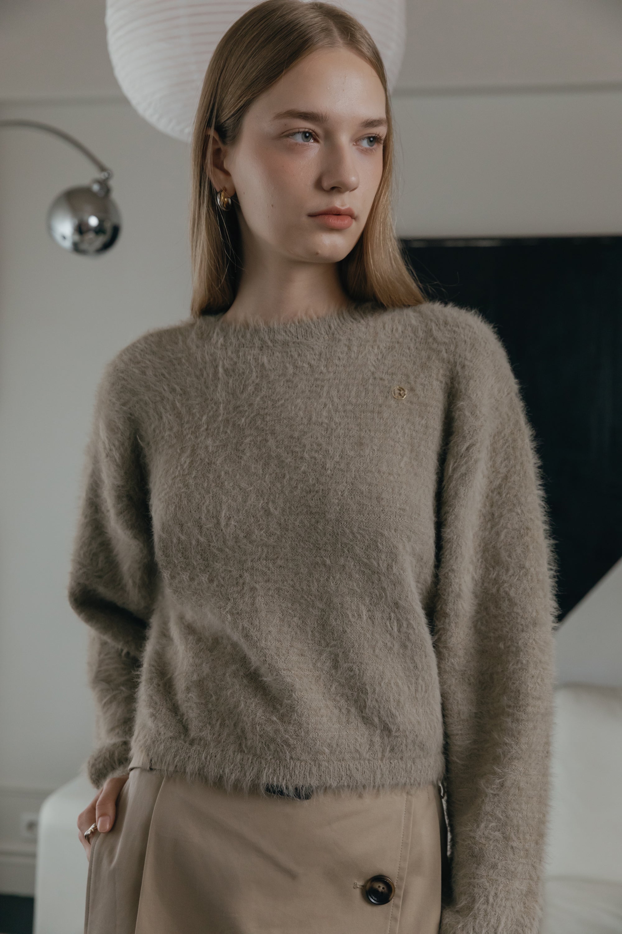 PULL DOUX À POILS LONGS_BEIGE