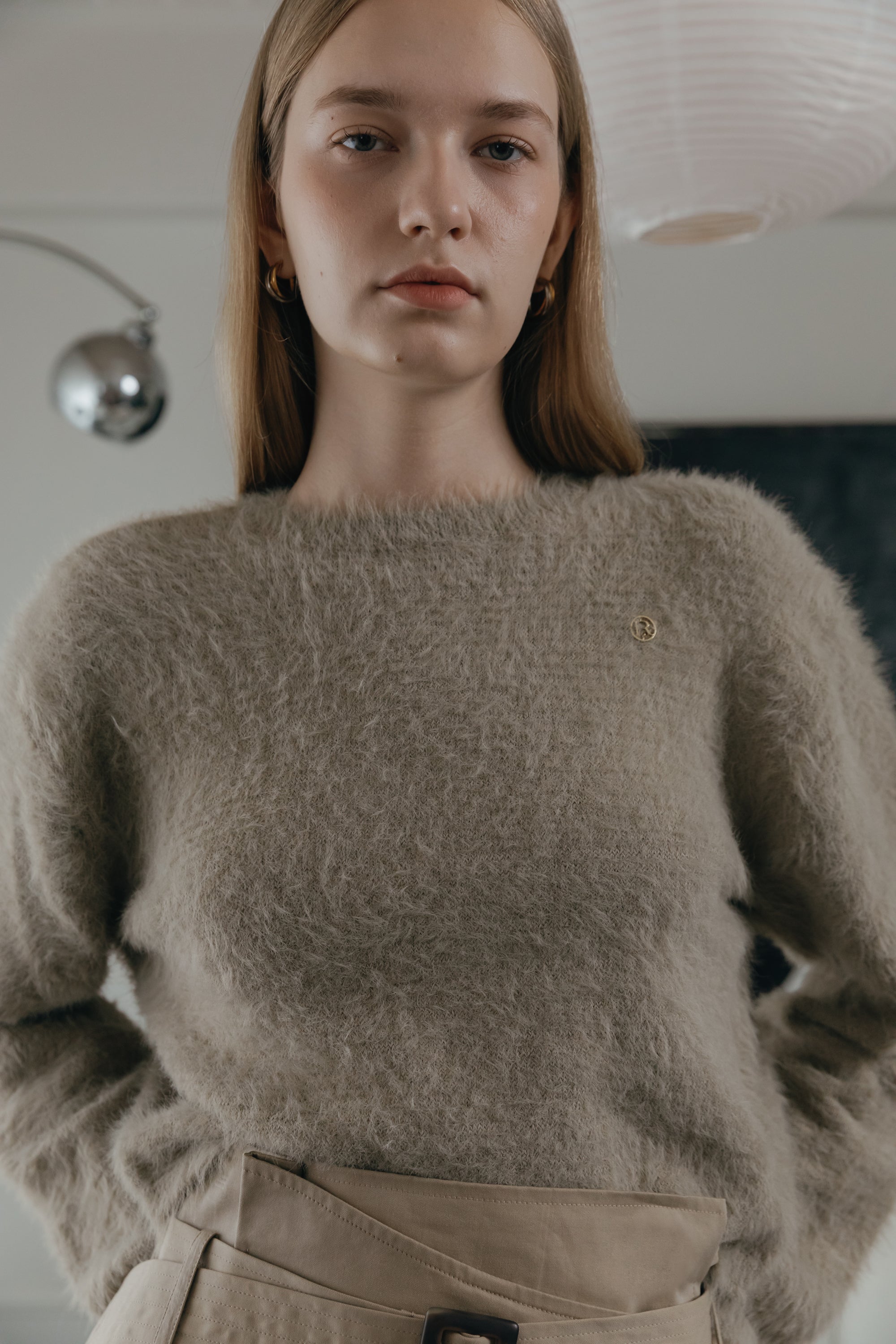 PULL DOUX À POILS LONGS_BEIGE