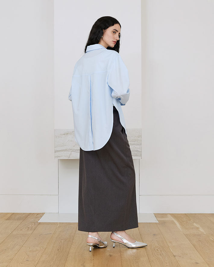 CHEMISE À OURLET ARRONDI_BLEU