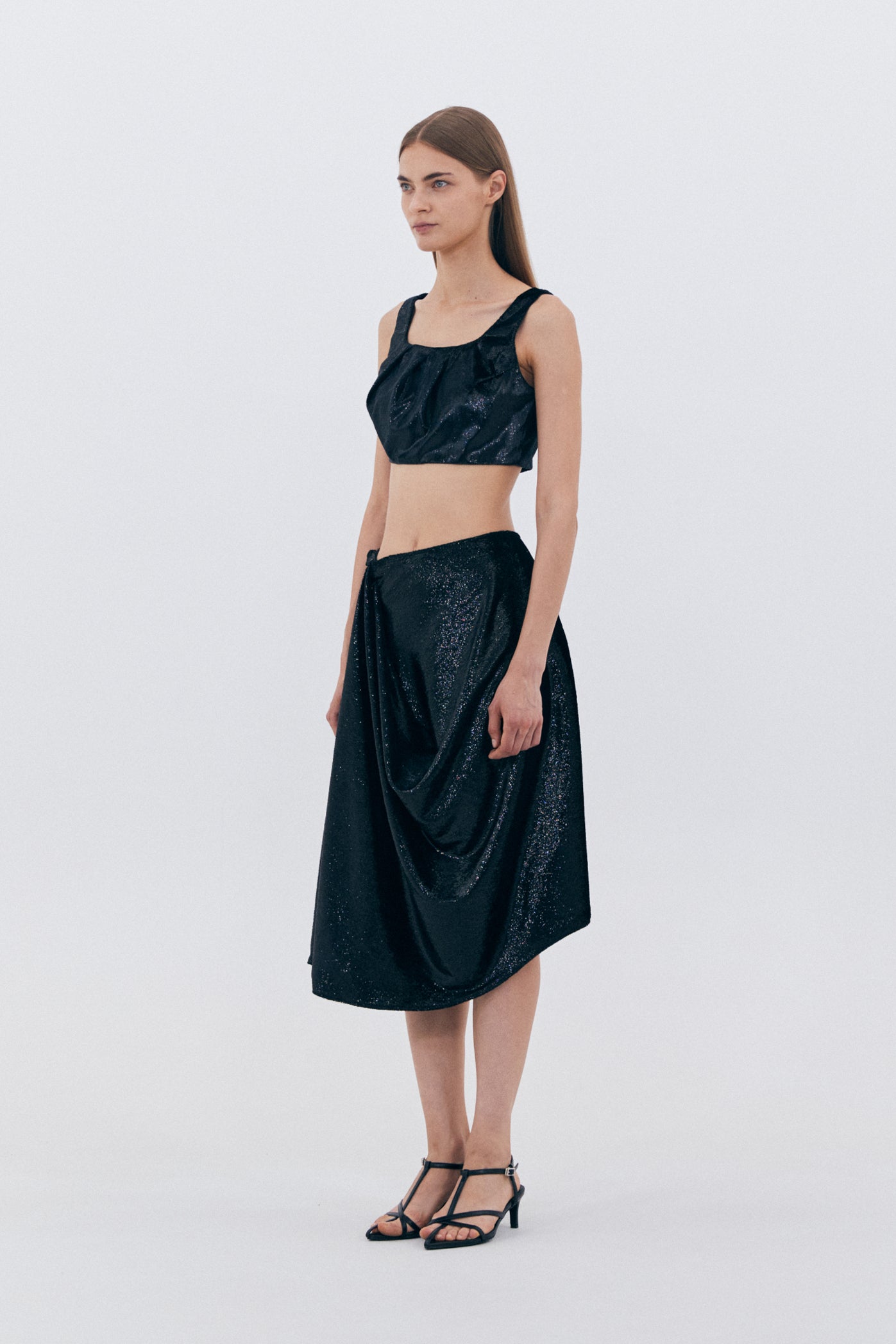 COWL DRAPE GLOSSY SKIRT_BLACK
