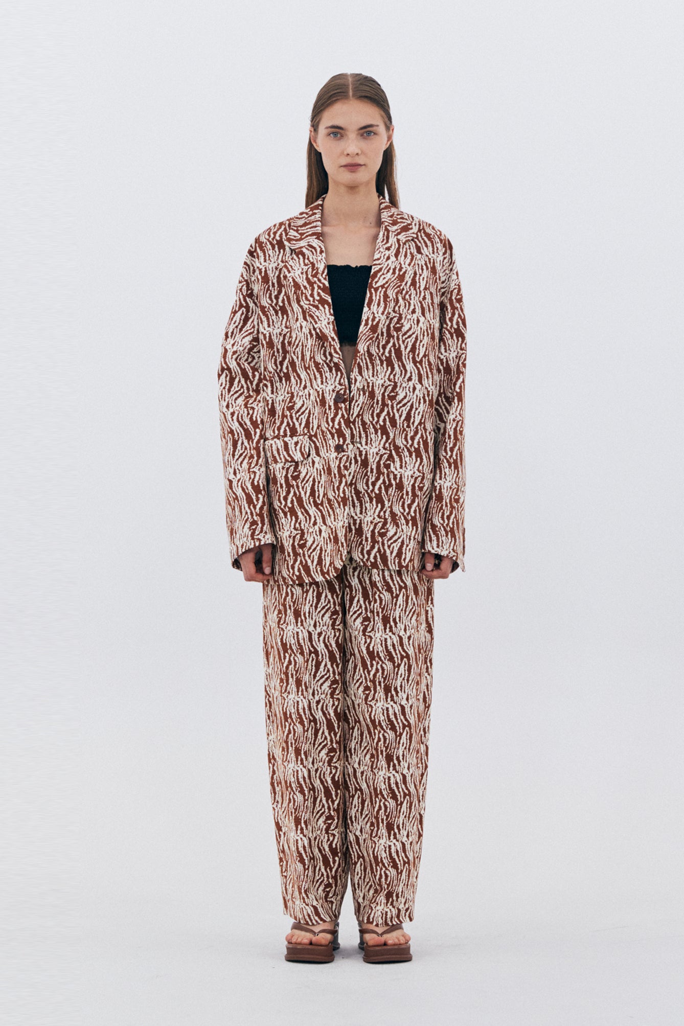 BLAZER SANS MANCHES À MOTIFS MARRON_MARRON