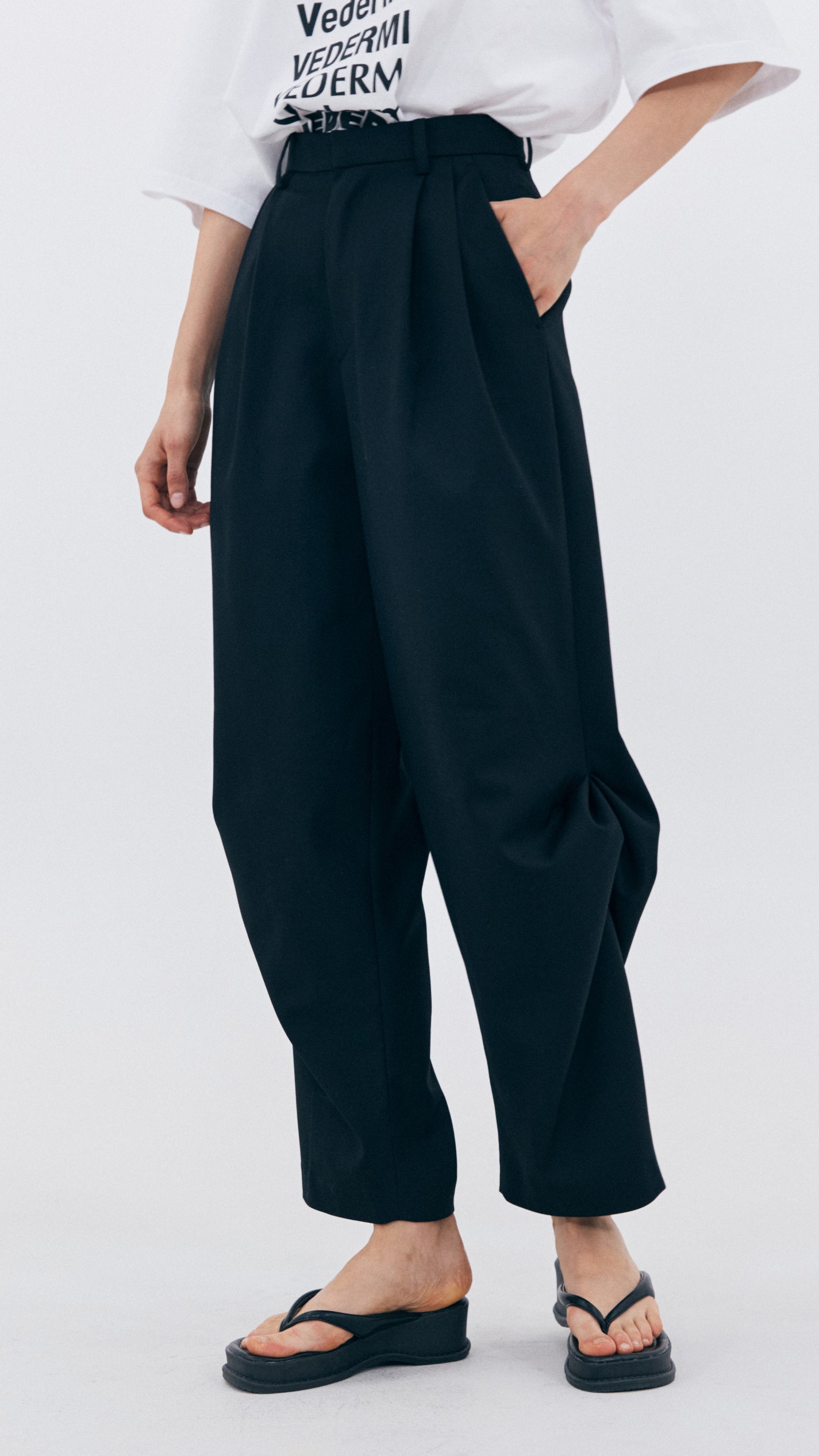 SEAM DETAILED TROUSERS_BLACK