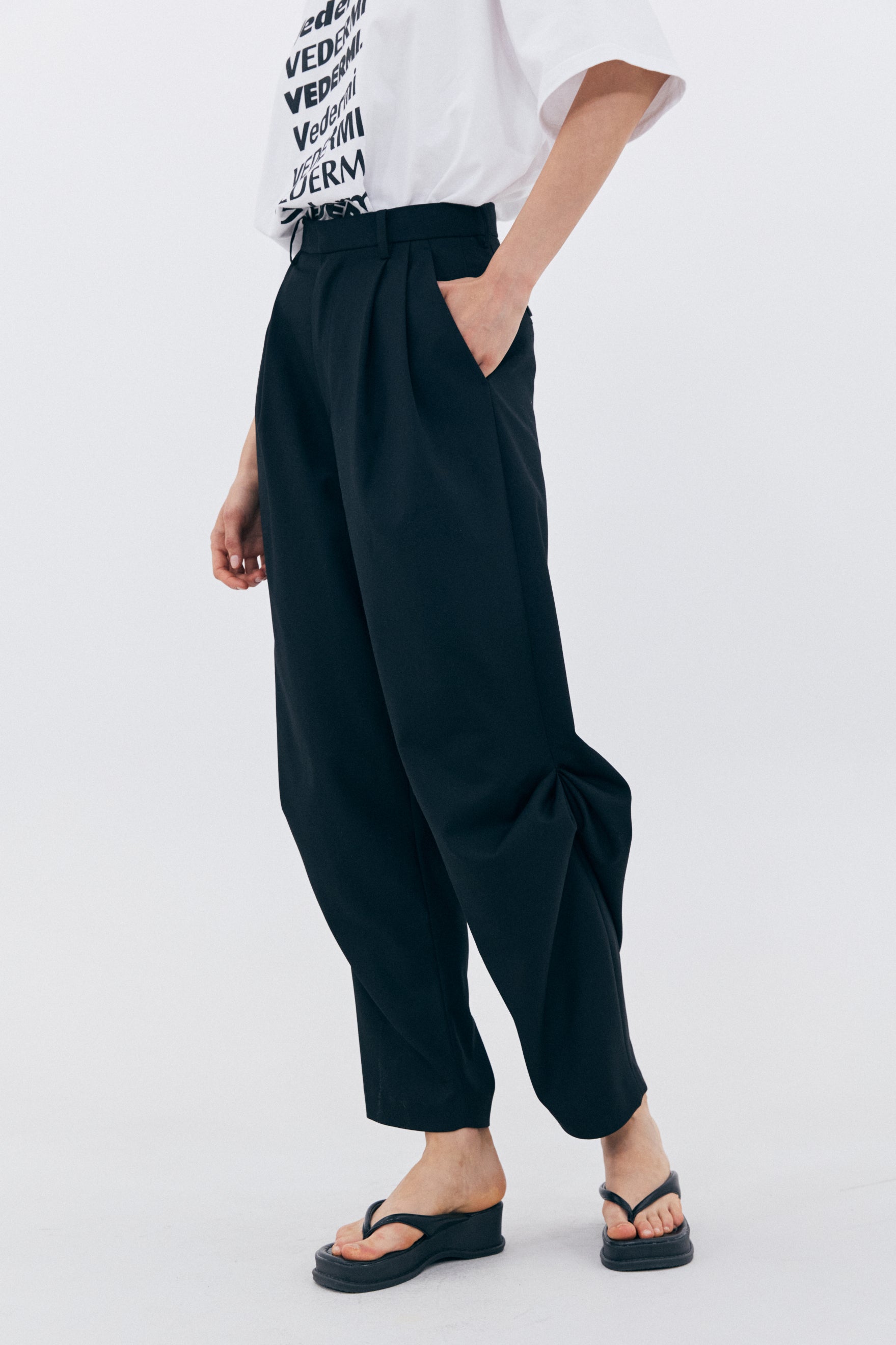 SEAM DETAILED TROUSERS_BLACK
