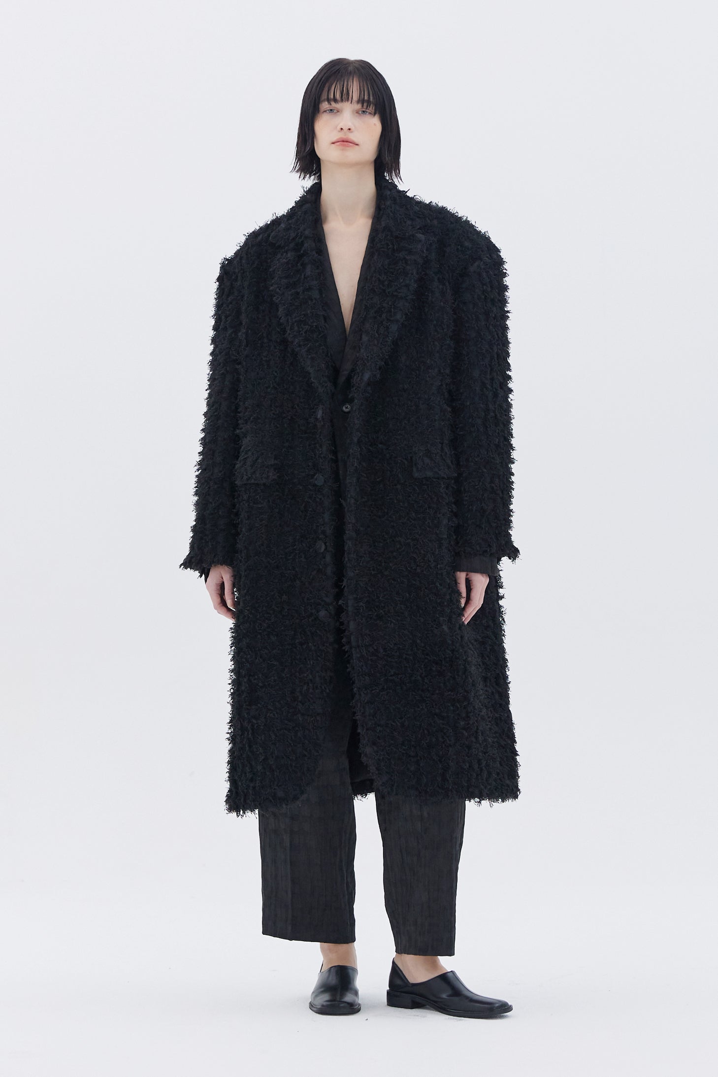 MANTEAU OVERSIZE EN TISSU DUVETEUX_NOIR