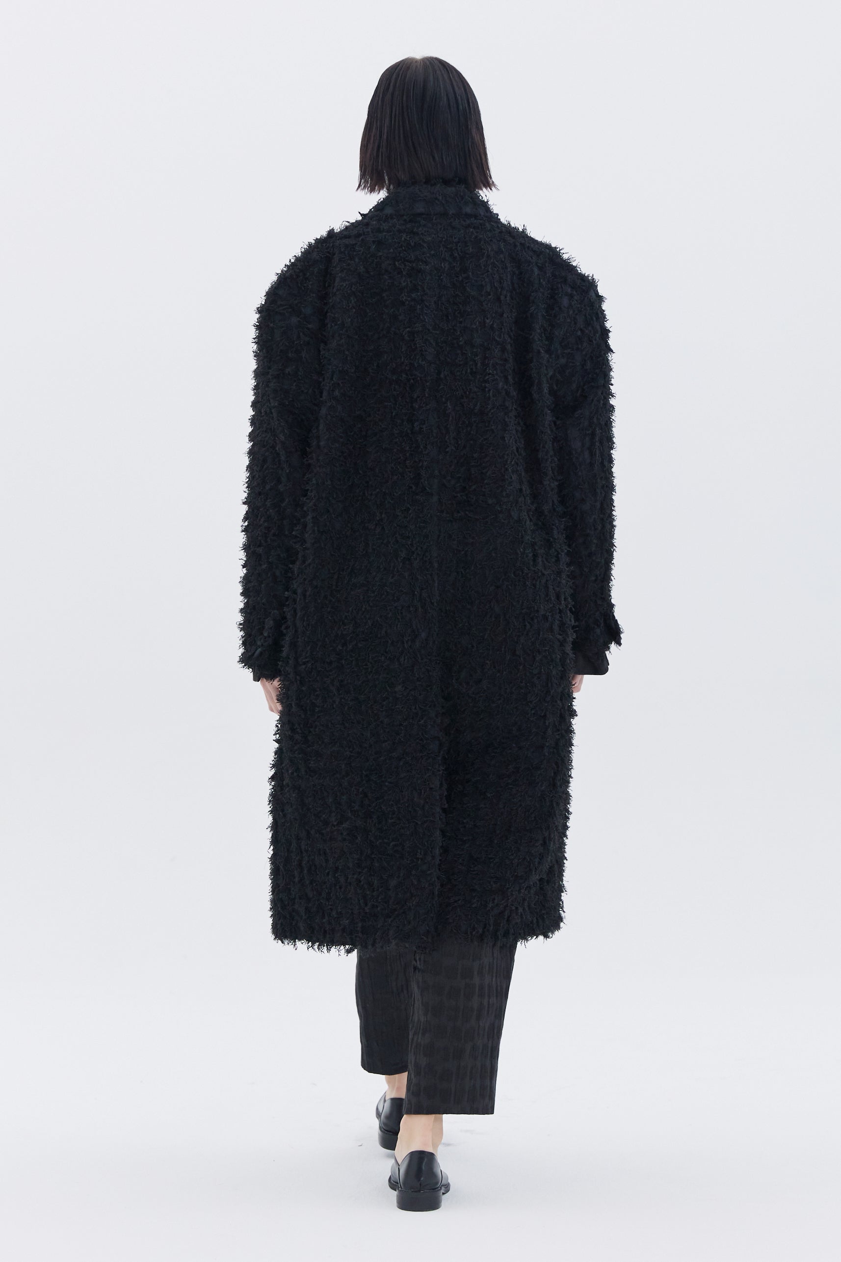 MANTEAU OVERSIZE EN TISSU DUVETEUX_NOIR