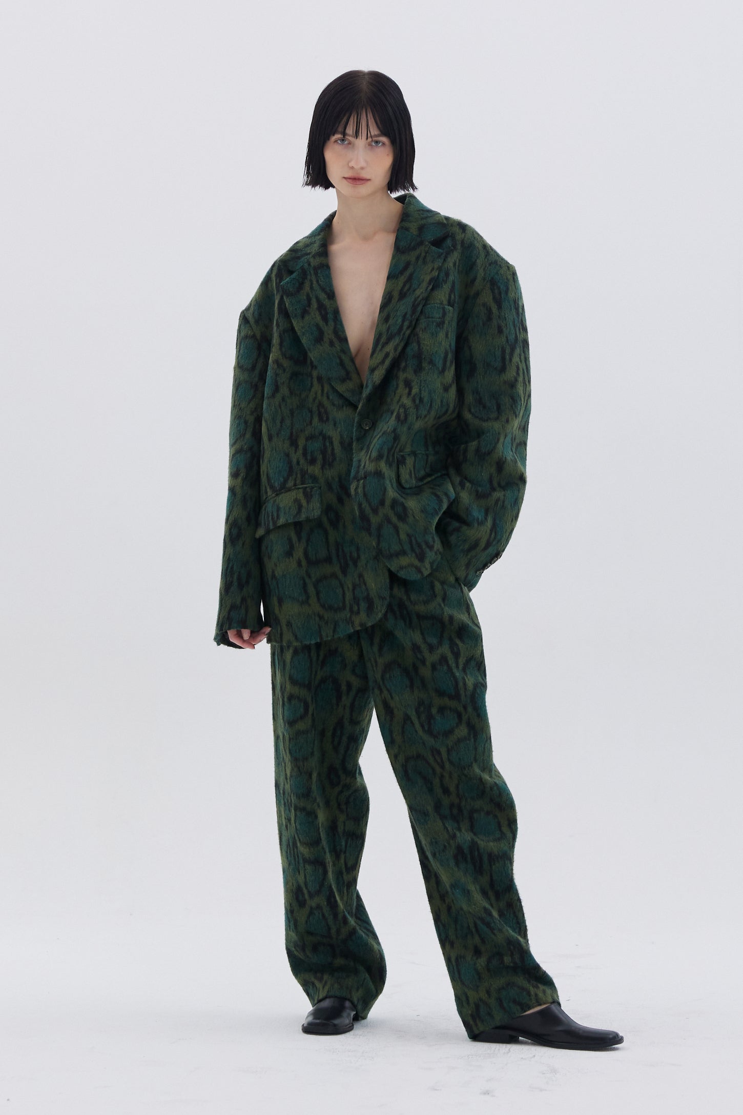 LEOPARD TWO TUCK TROUSERS_GREEN