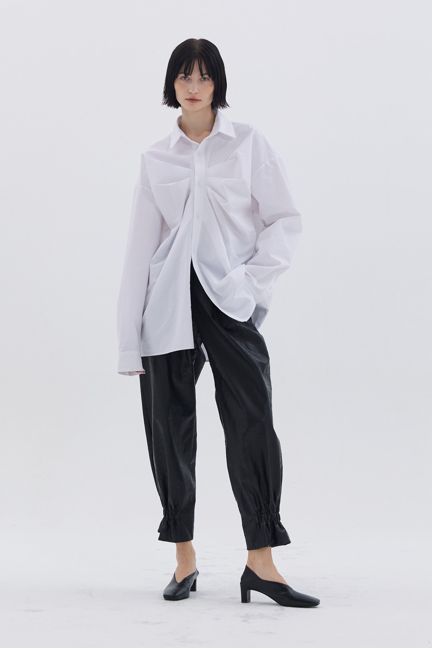 CRACK LEATHER TROUSERS_BLACK