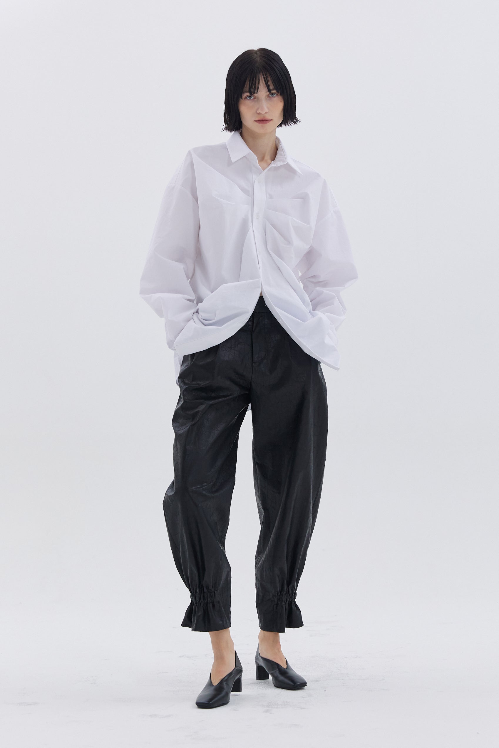 CRACK LEATHER TROUSERS_BLACK