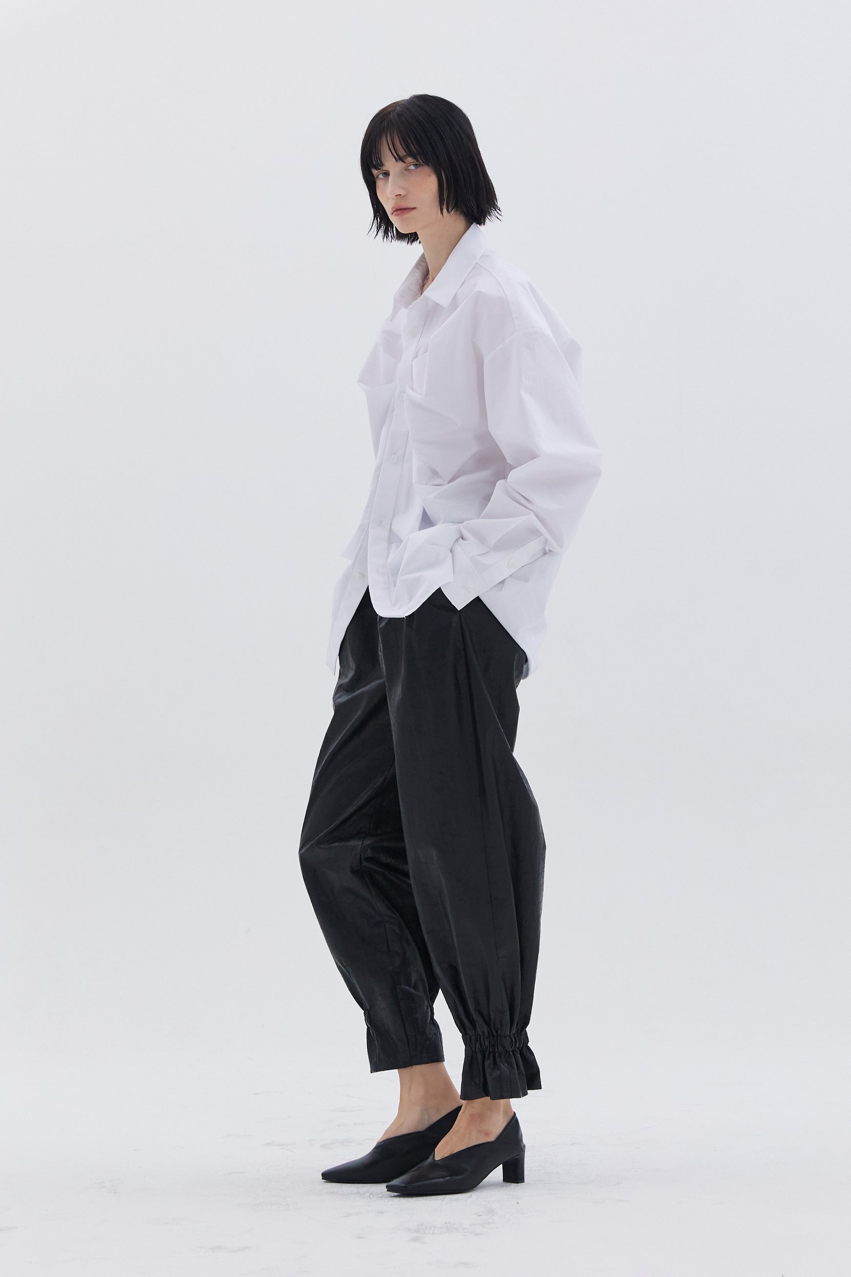 CRACK LEATHER TROUSERS_BLACK