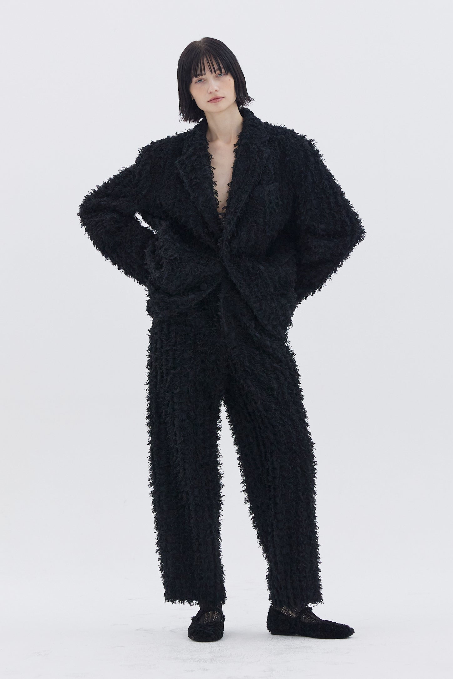 HAIRY BLACK TROUSERS_BLACK