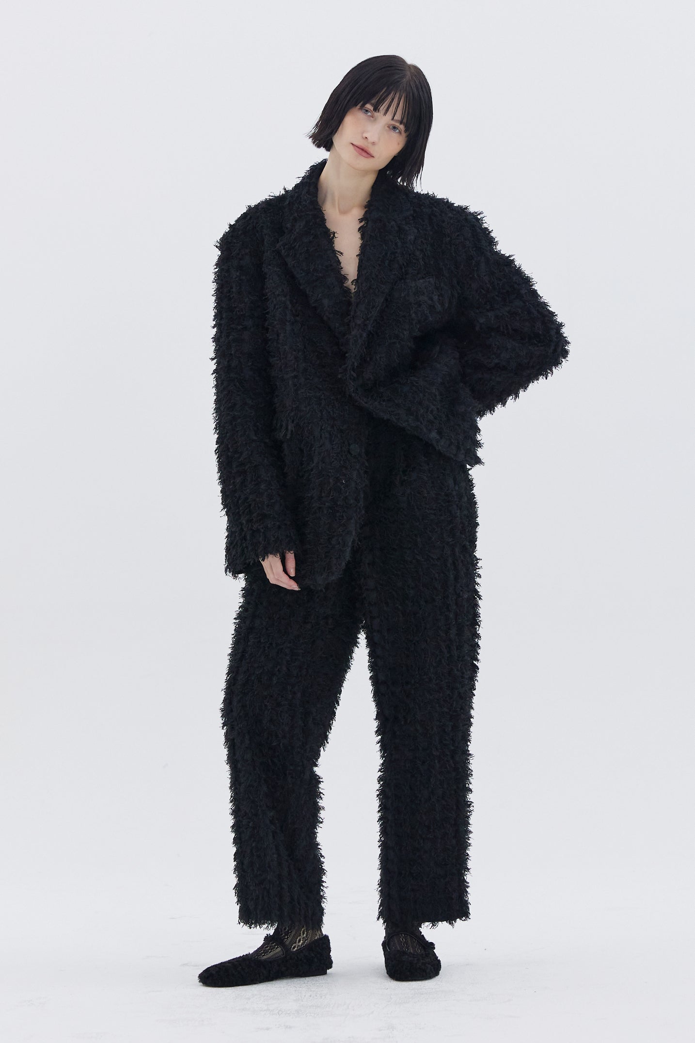 HAIRY BLACK TROUSERS_BLACK