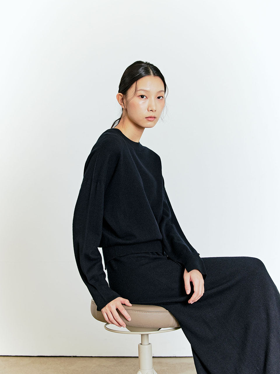 ROBE EN LAINE SANS COUTURES_NOIR