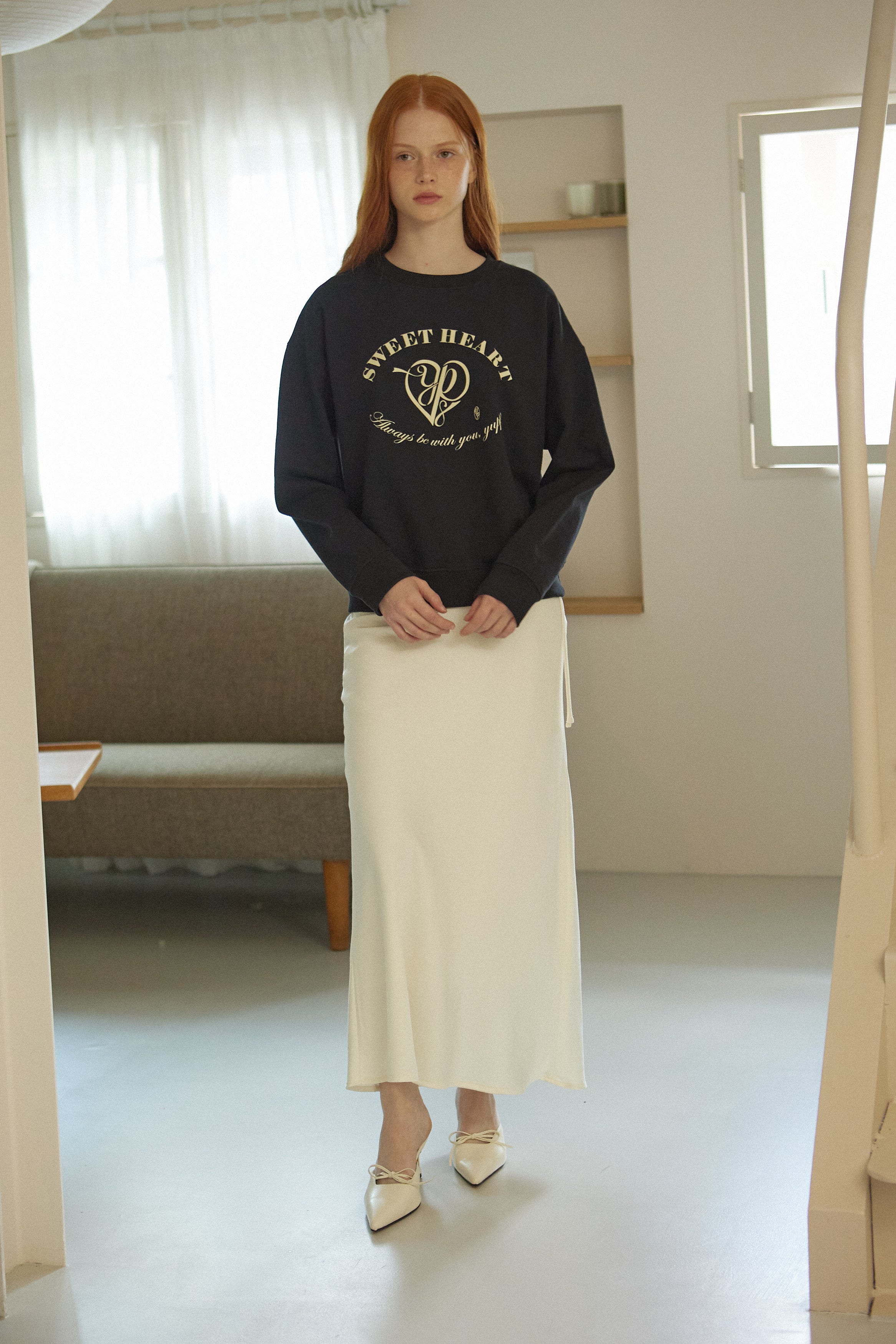 HEART SWEATSHIRT_BLACK