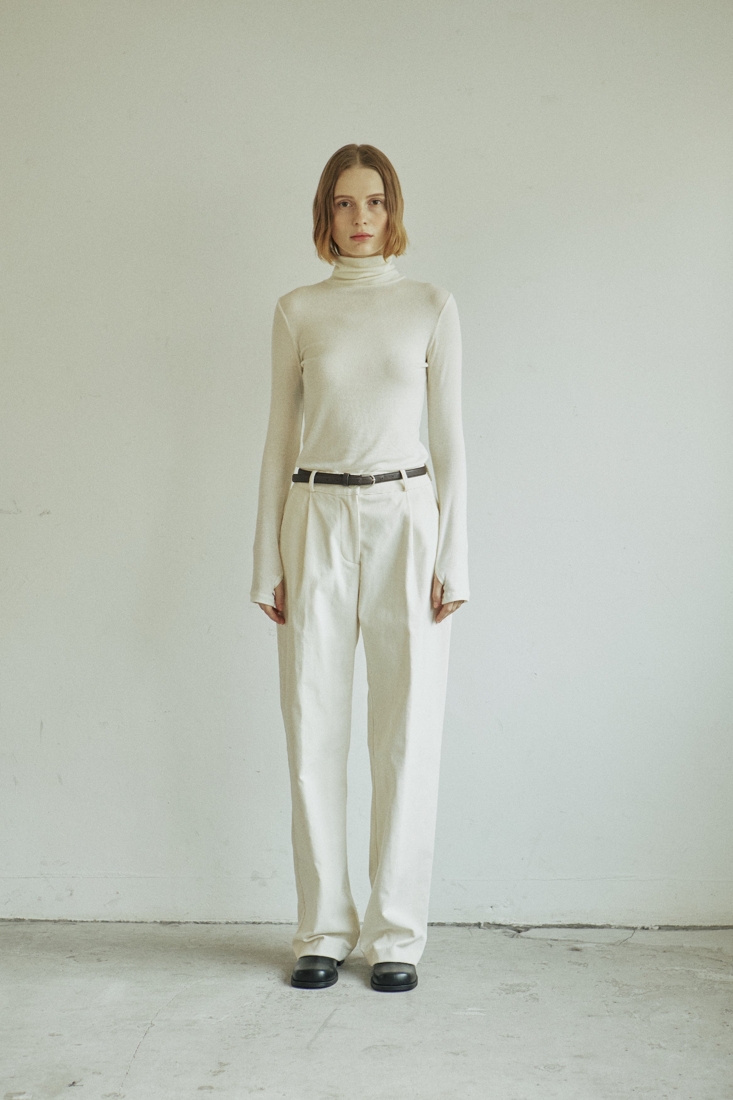 BASIC TURTLENECK T-SHIRT_IVORY