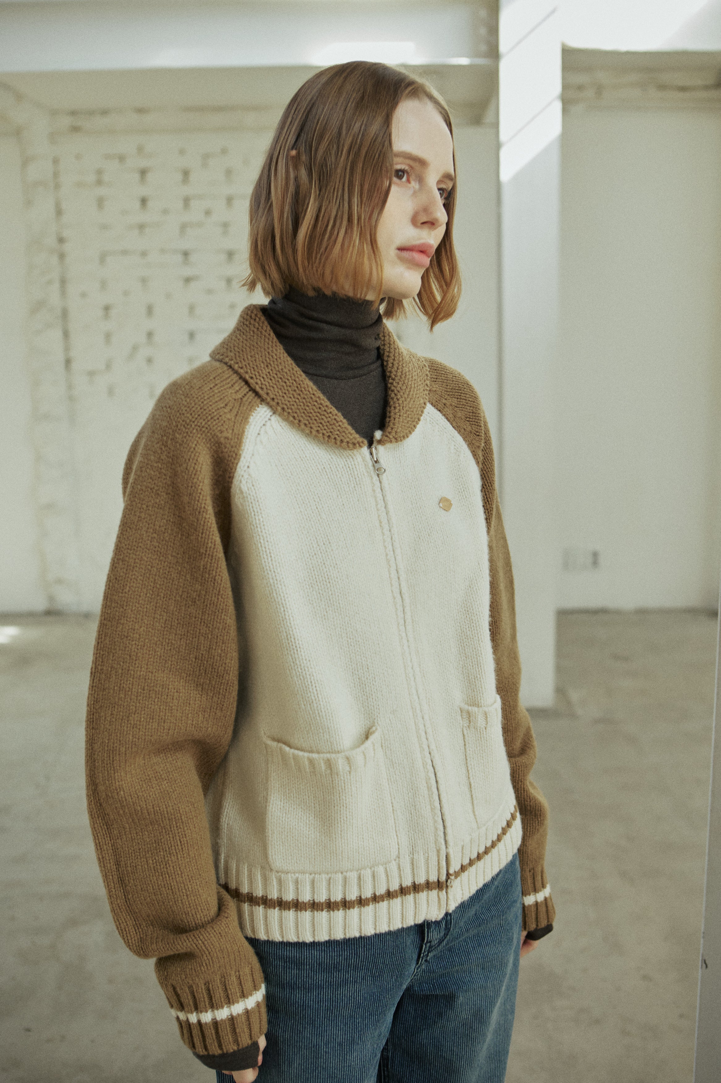 COWICHAN RAGLAN KNIT_CREAM
