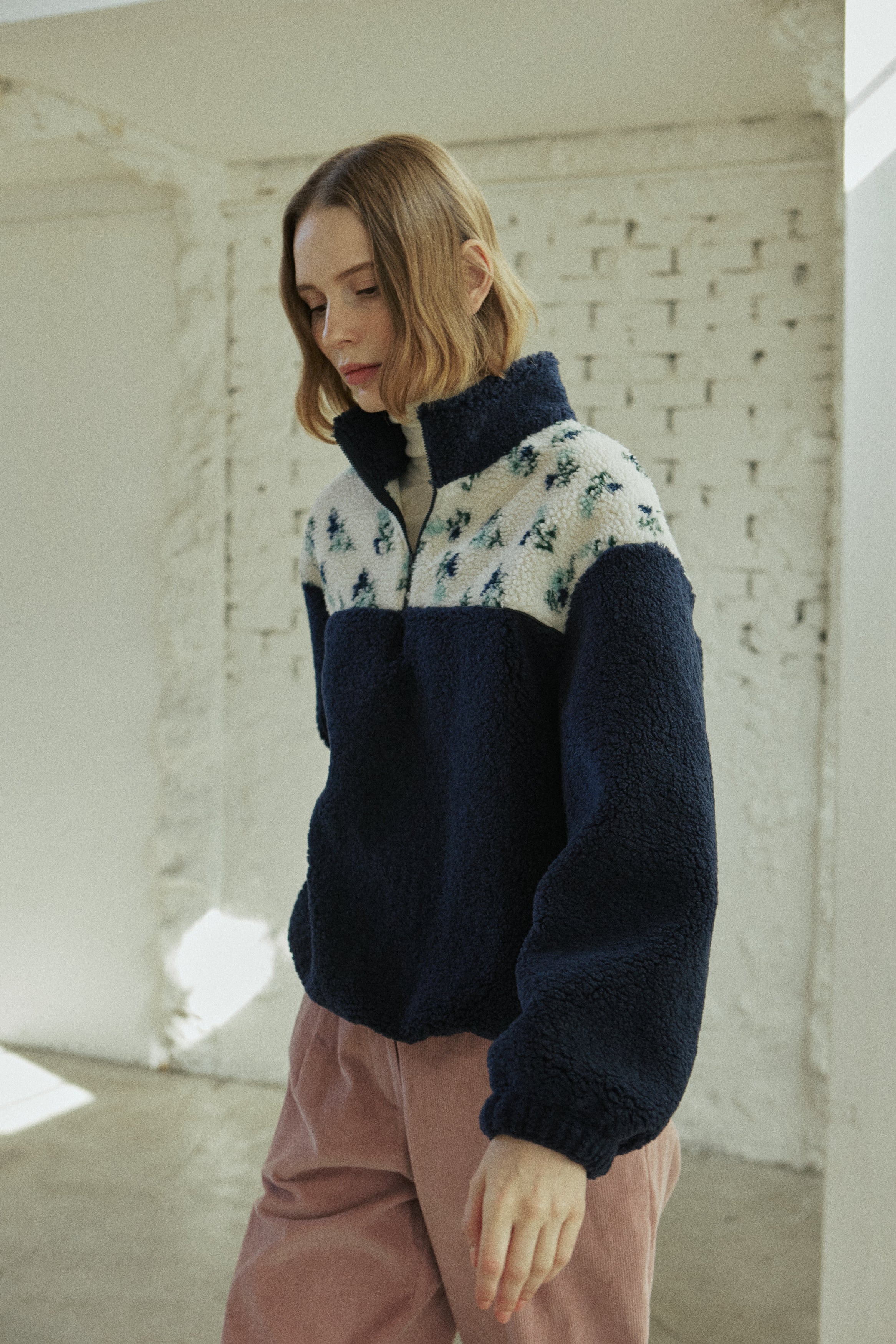 FLOWER FLEECE ZIP UP_NAVY